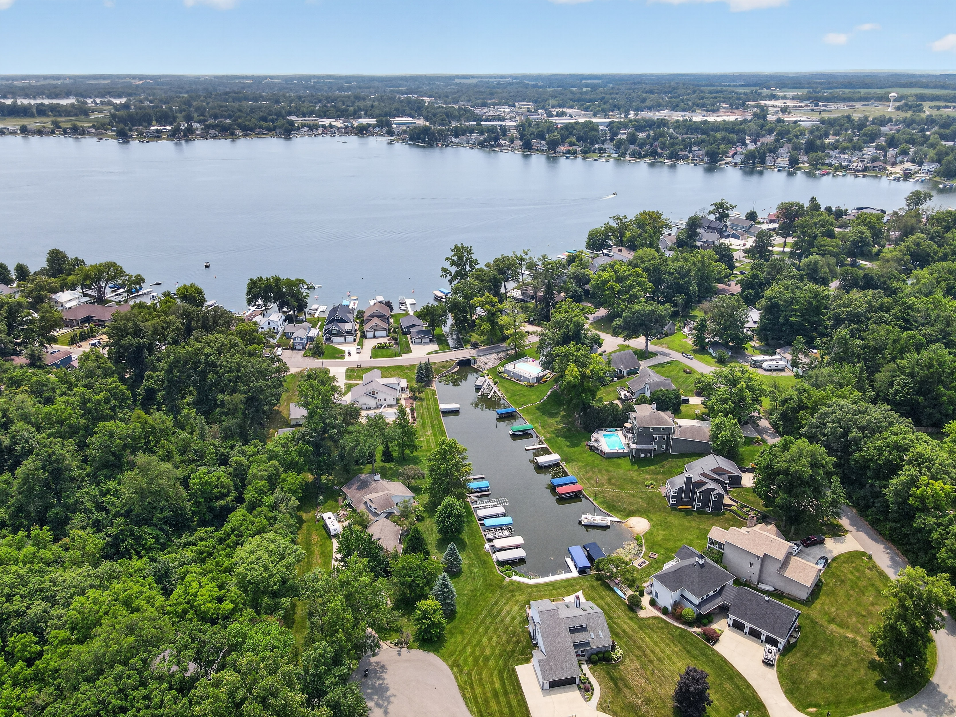  Beautifully Maintained Syracuse Lake Home - 物件實景