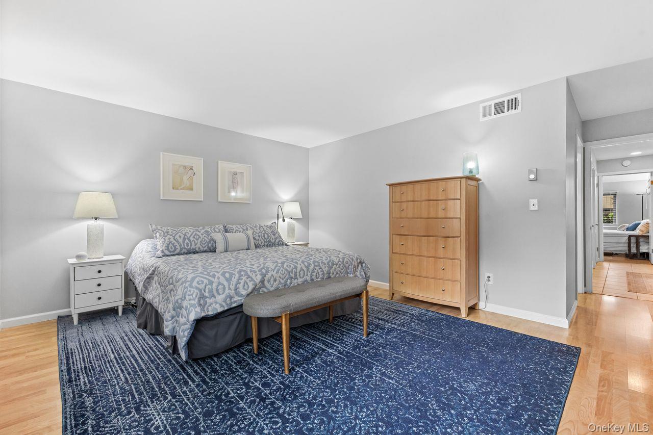 Somers, New York, 10589, United States, 2 Bedrooms Bedrooms, ,2 BathroomsBathrooms,Residential,For Sale,1940069