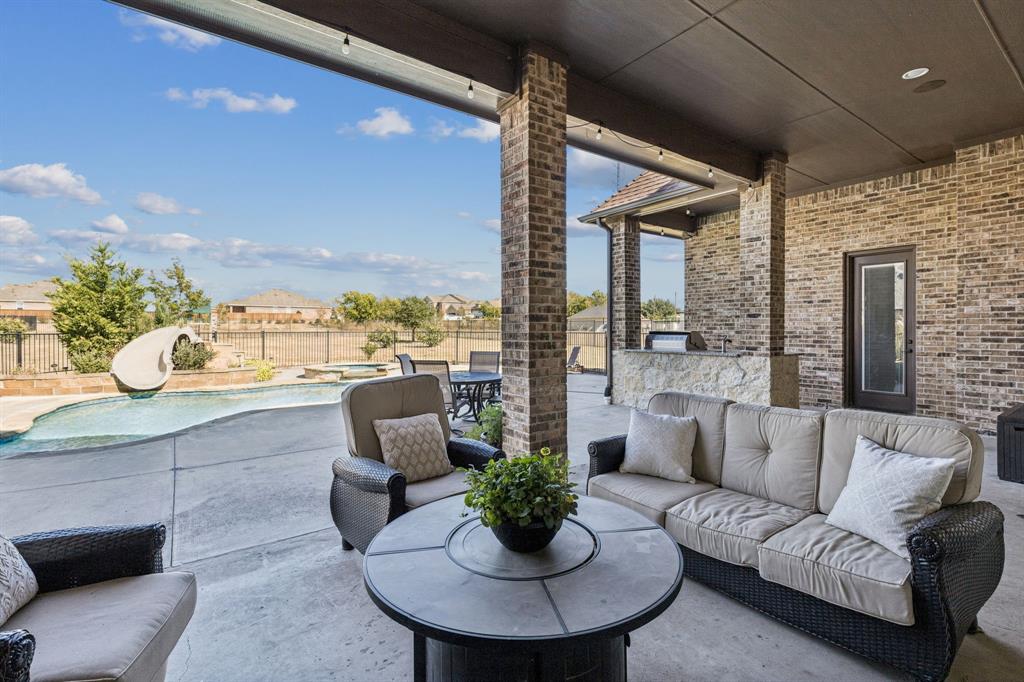 Forney, Texas, 75126, United States, 3 Bedrooms Bedrooms, ,3 BathroomsBathrooms,Residential,For Sale,1988143