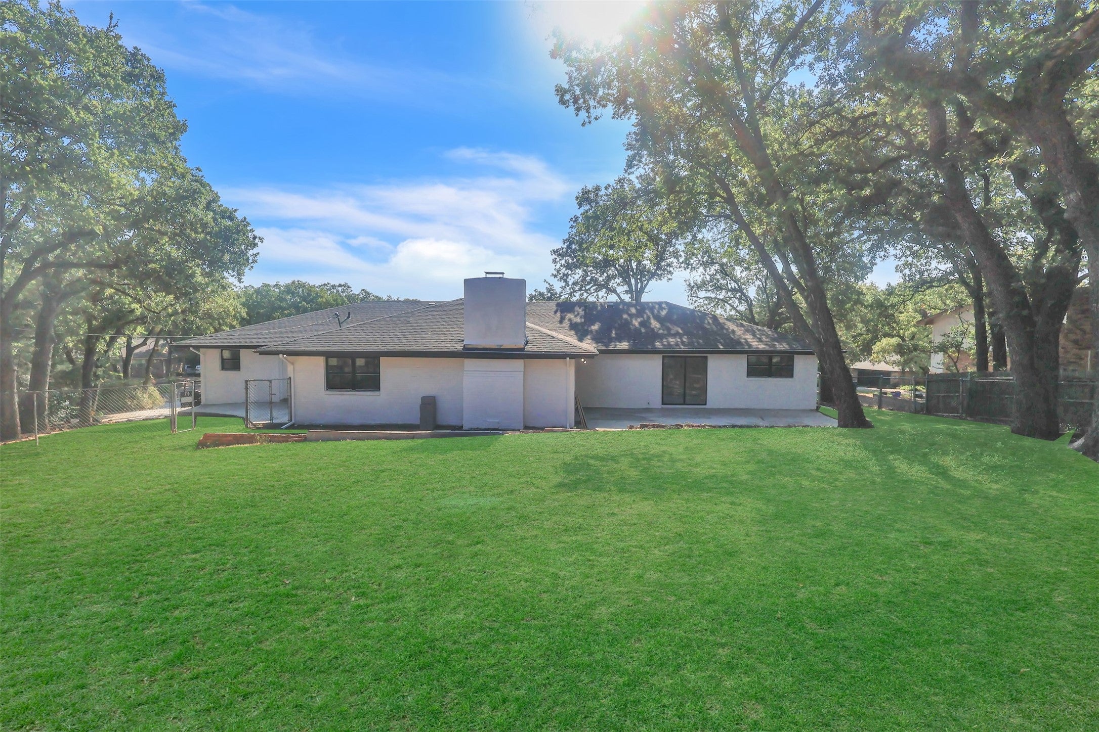 Euless, Texas, 76040, United States, 4 Bedrooms Bedrooms, ,3 BathroomsBathrooms,Residential,For Sale,1978153