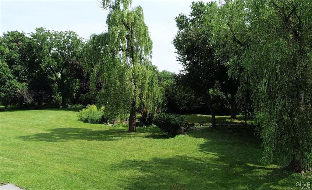 Whitehall Twp, Pennsylvania, 18052, United States, 6 Bedrooms Bedrooms, ,4 BathroomsBathrooms,Residential,For Sale,1931733