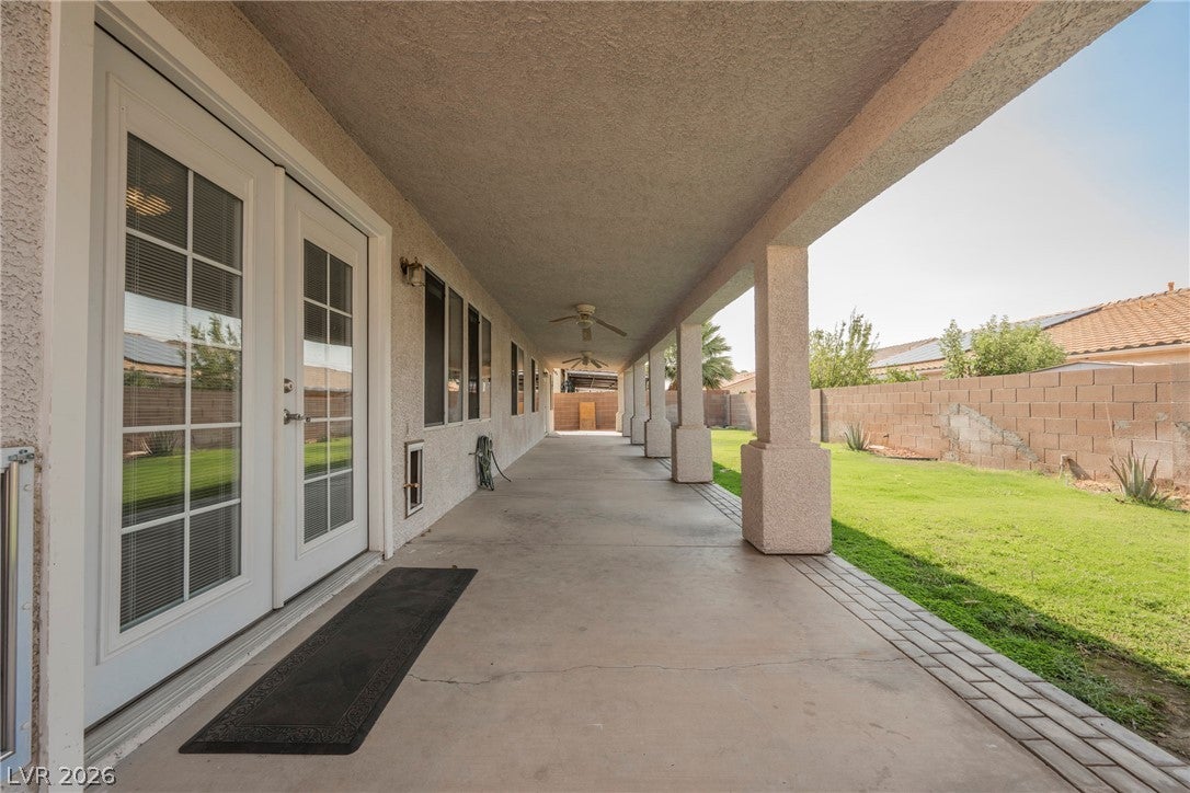 Henderson, Nevada, 89015, United States, 5 Bedrooms Bedrooms, ,2 BathroomsBathrooms,Residential,For Sale,1976773