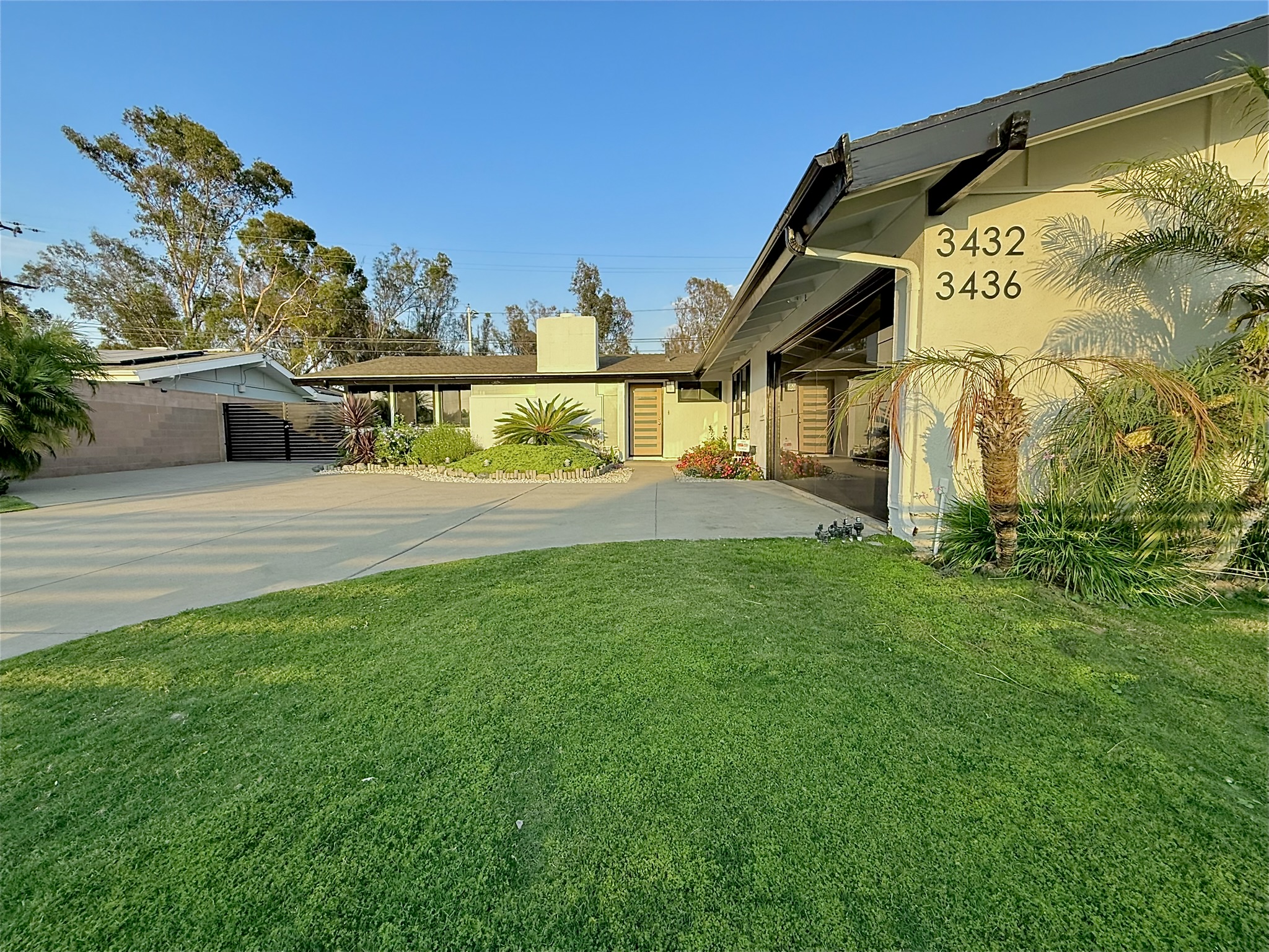Los Alamitos, California, 90720, United States, 5 Bedrooms Bedrooms, ,4 BathroomsBathrooms,Residential,For Sale,1895084