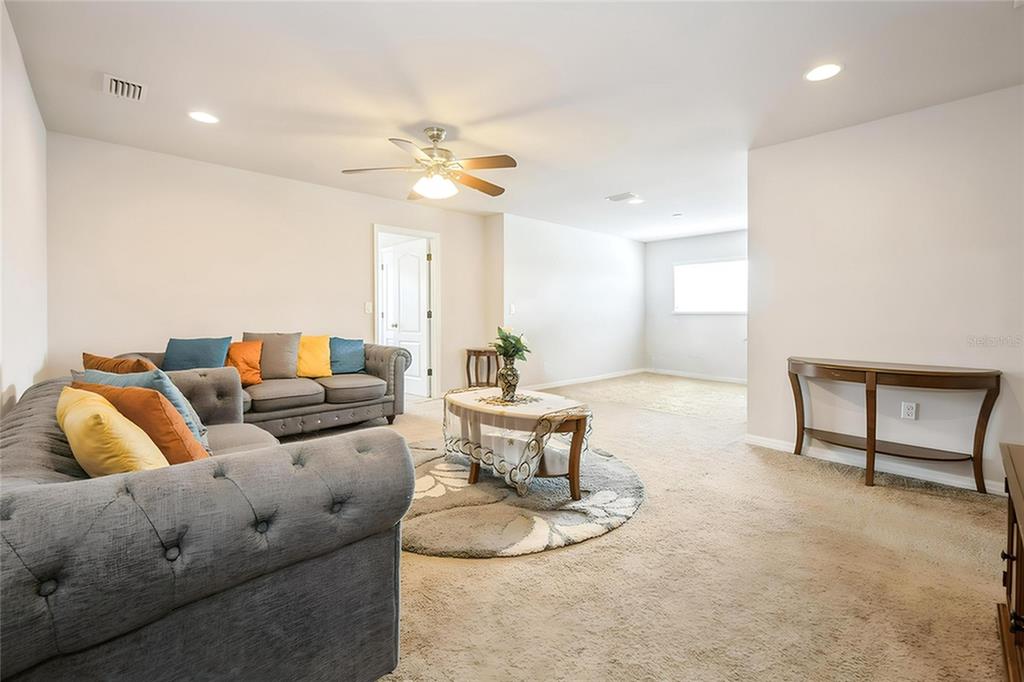 Plant City, Florida, 33566, United States, 5 Bedrooms Bedrooms, ,4 BathroomsBathrooms,Residential,For Sale,1848663
