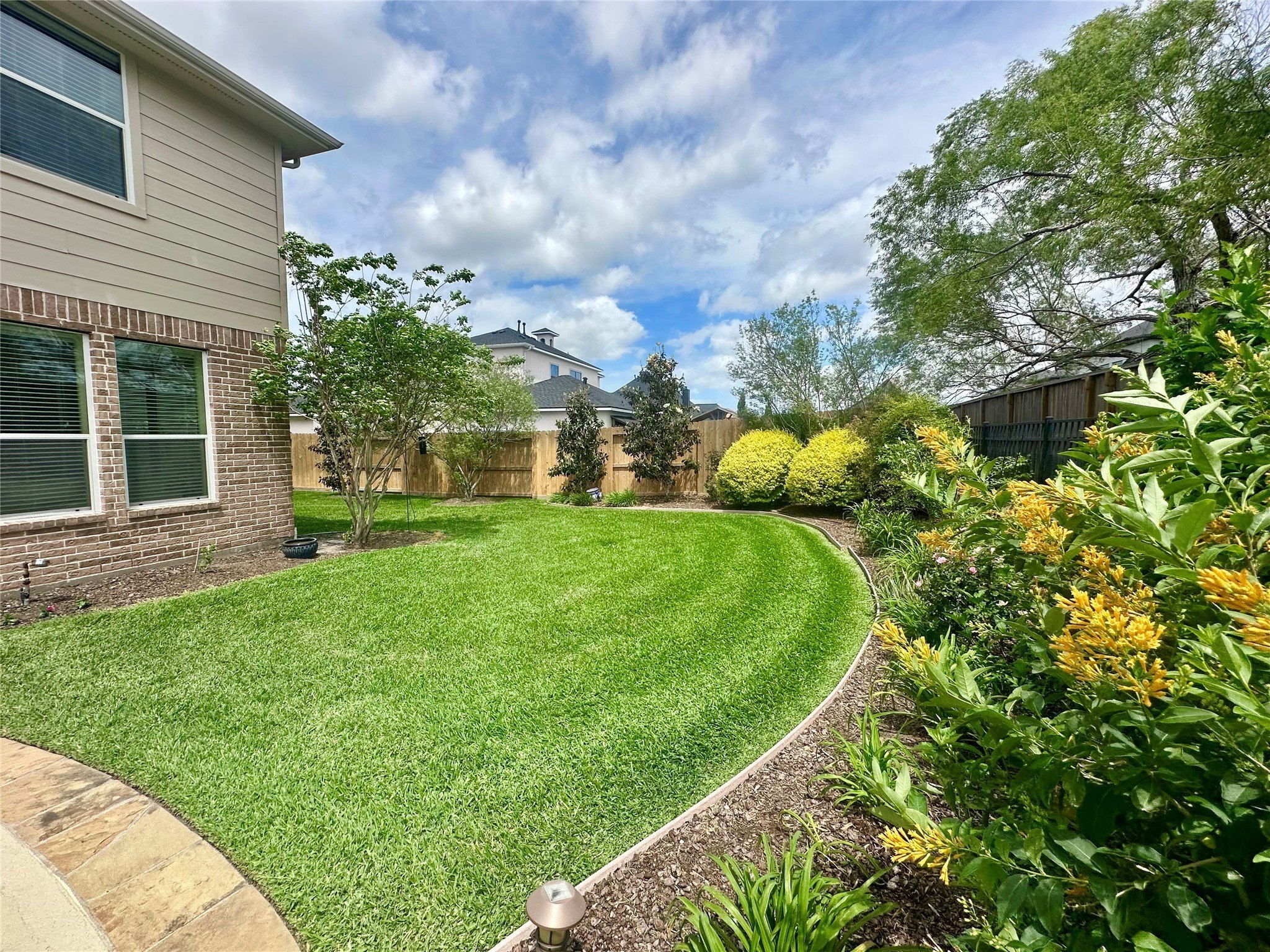 Friendswood, Texas, 77546, United States, 5 Bedrooms Bedrooms, ,5 BathroomsBathrooms,Residential,For Sale,1713822