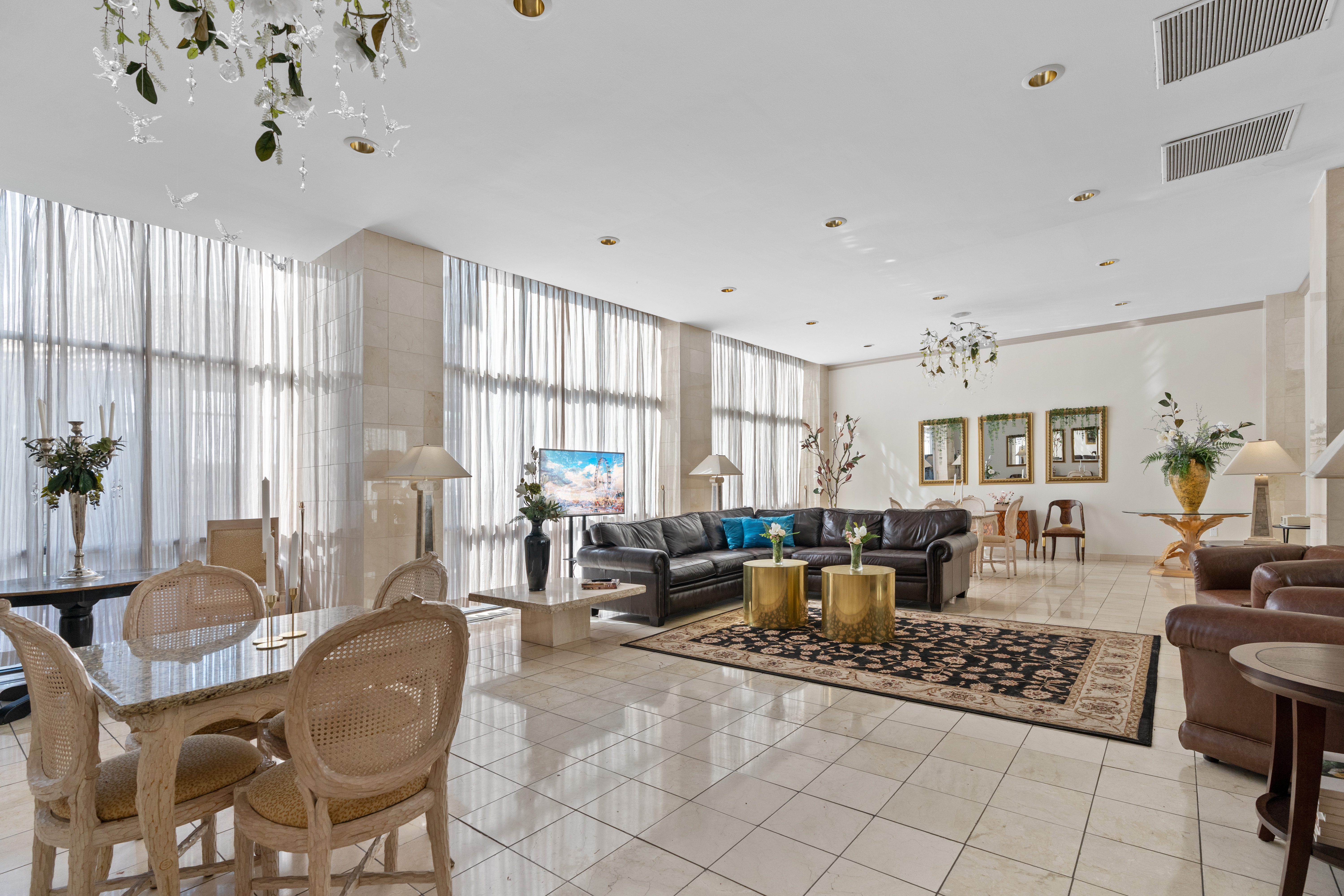  Effortless Living at The Wurzbach Towers - 物件實景