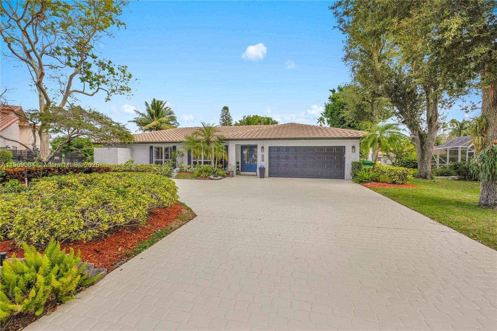 Coral Springs, Florida, 33071, United States, 4 Bedrooms Bedrooms, ,3 BathroomsBathrooms,Residential,For Sale,1987746