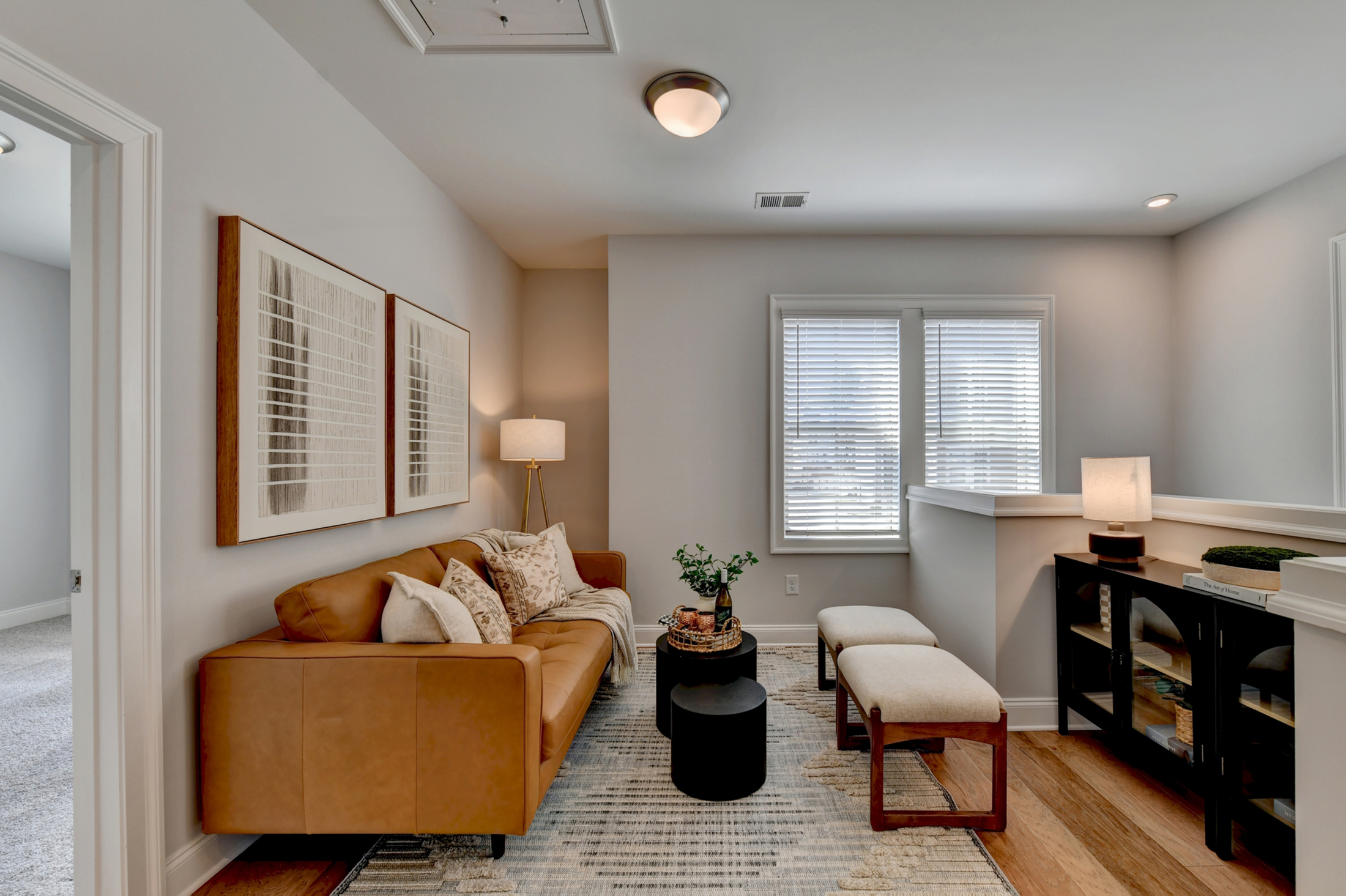  Thoughtfully Designed Milton Home Offers Low-maintenance Living - 物件實景