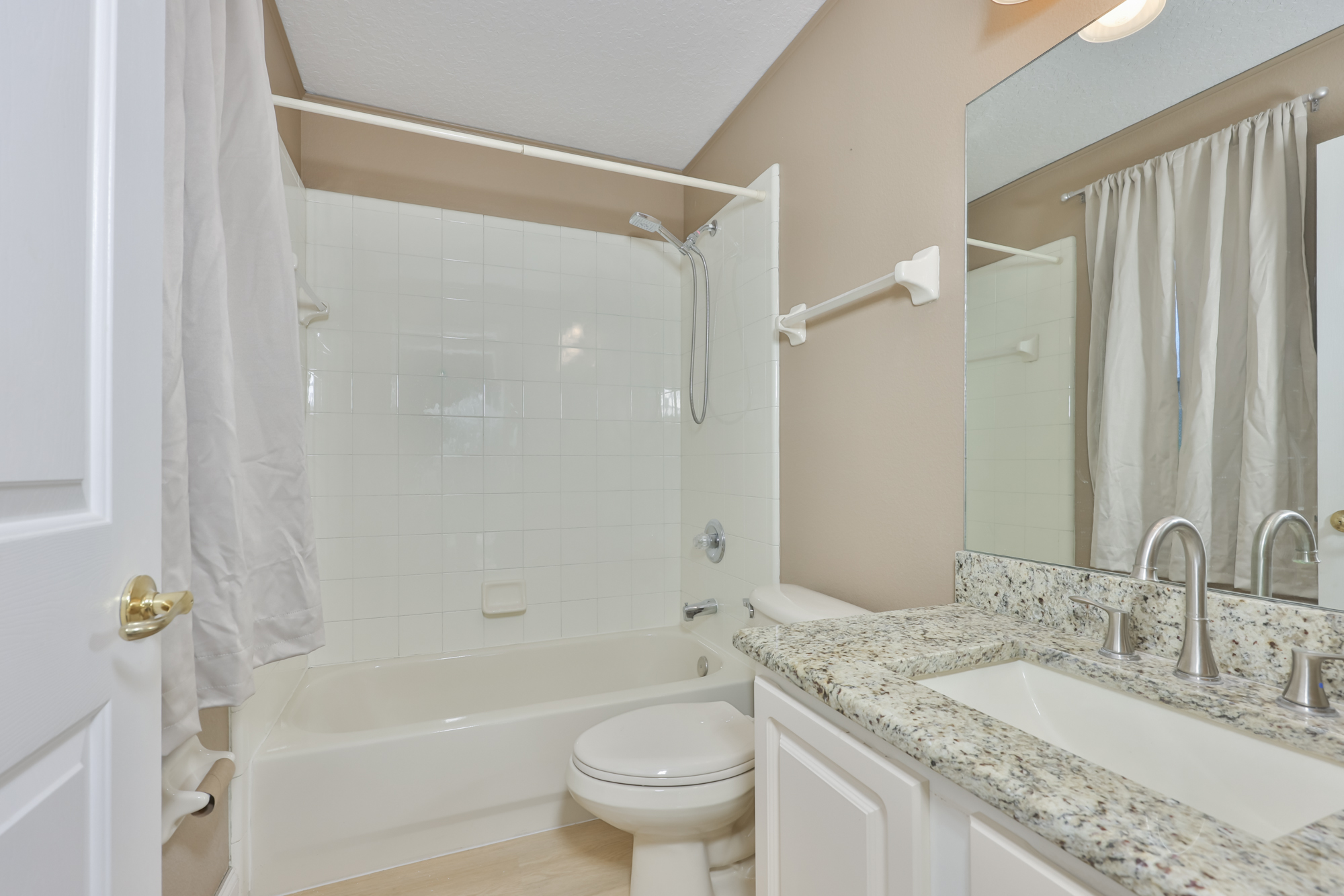 Tampa, Florida, 33647, United States, 4 Bedrooms Bedrooms, ,3 BathroomsBathrooms,Residential,For Sale,1982962