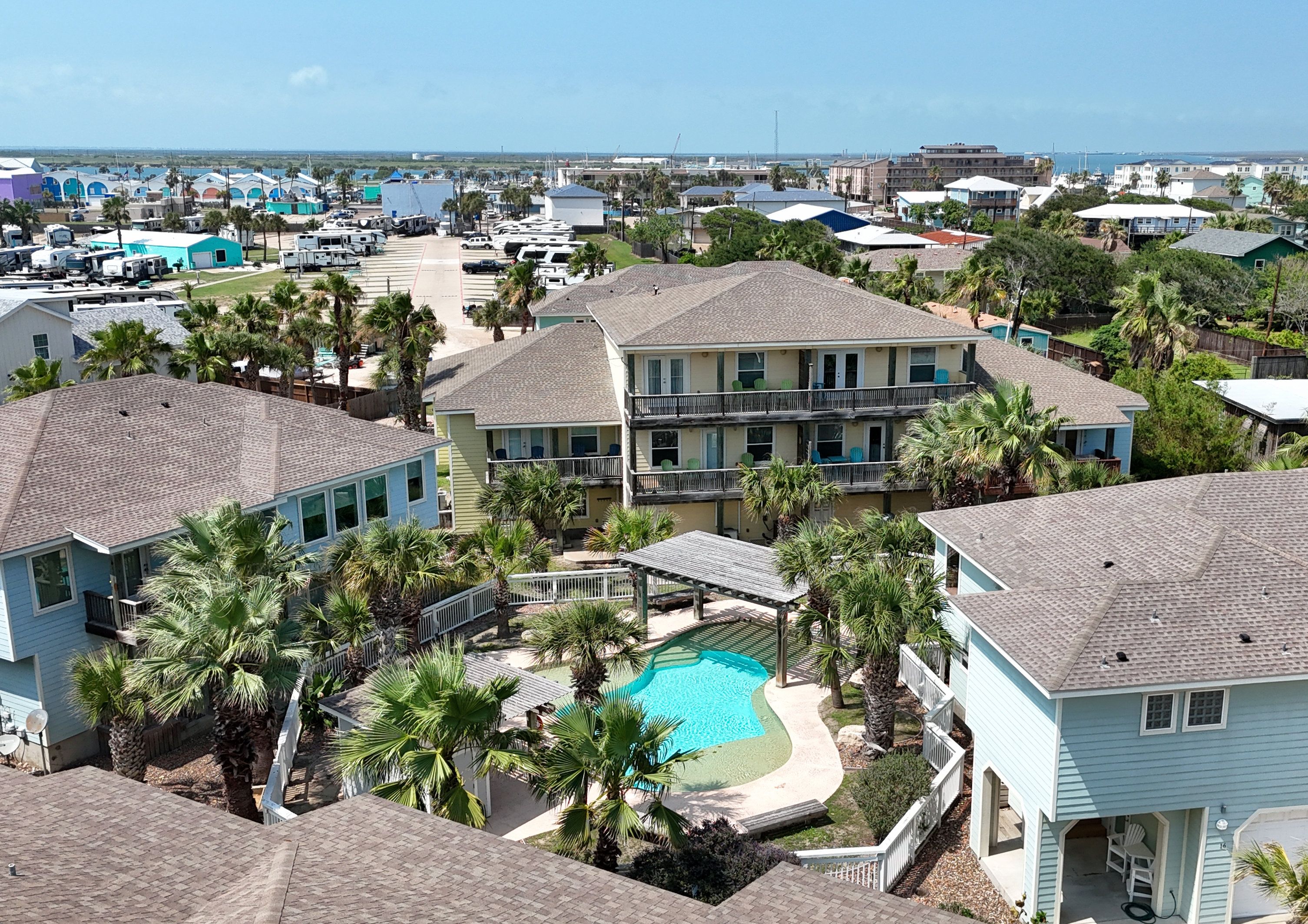  3BR Coastal Townhome in Port A - 物件實景