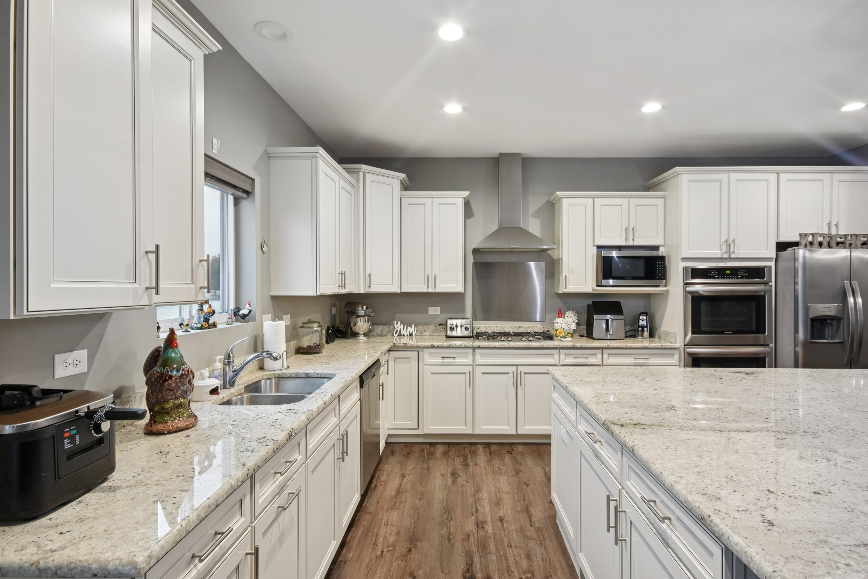 Channahon, Illinois, 60410, United States, 4 Bedrooms Bedrooms, ,3 BathroomsBathrooms,Residential,For Sale,1996655