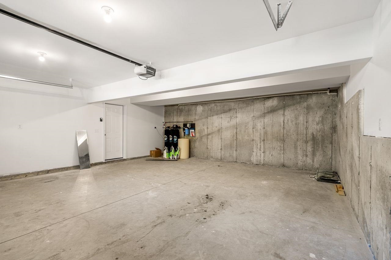 Mont Vernon, New Hampshire, 03057, United States, 3 Bedrooms Bedrooms, ,1 BathroomBathrooms,Residential,For Sale,1998369