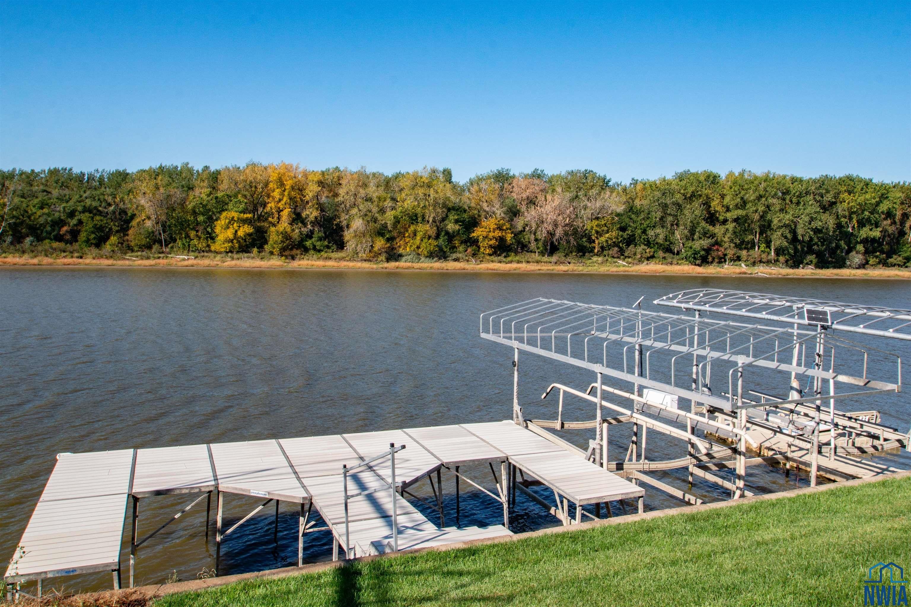 McCook Lake, South Dakota, 57049, United States, 3 Bedrooms Bedrooms, ,4 BathroomsBathrooms,Residential,For Sale,1974954