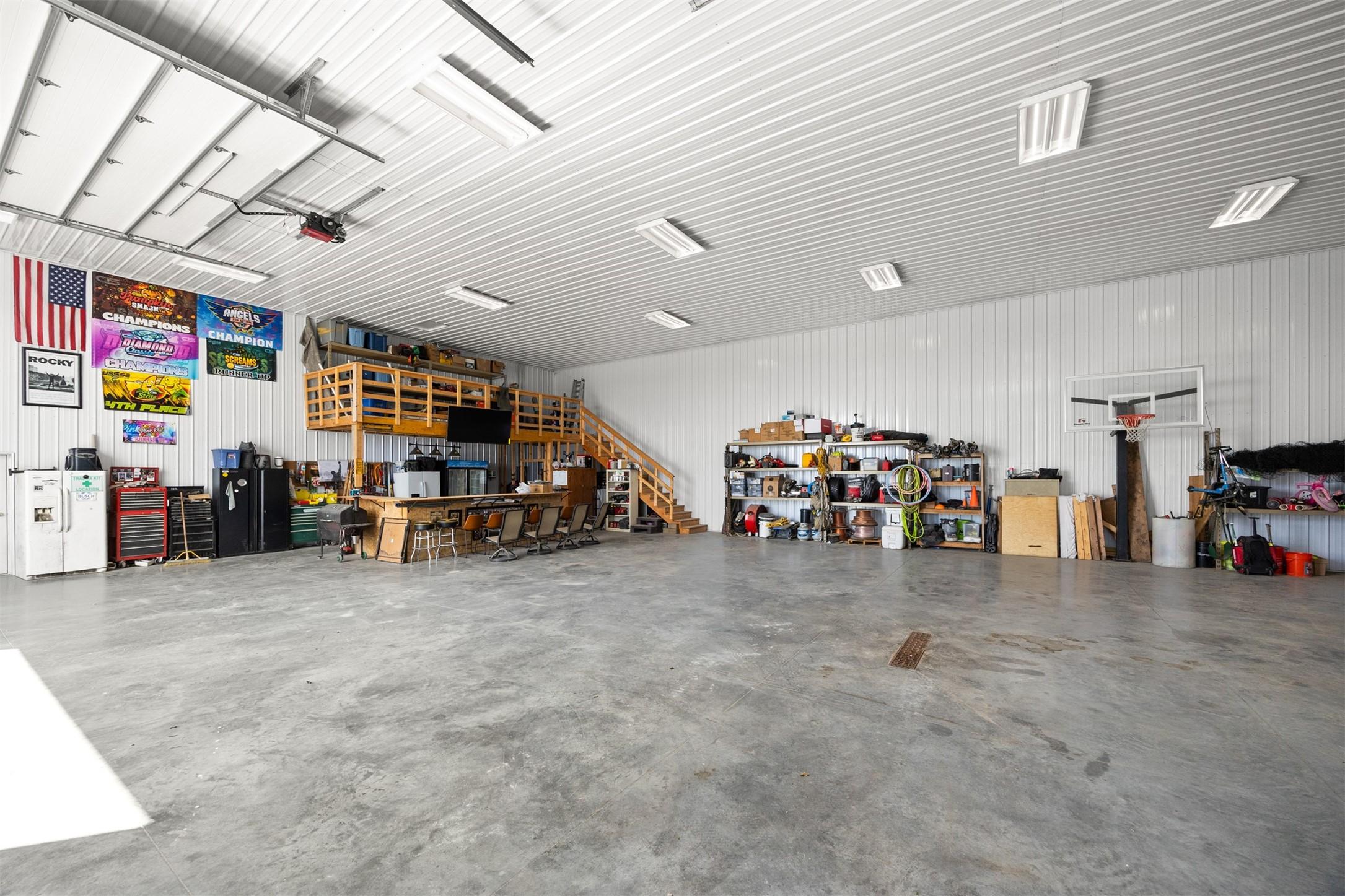 Madrid, Iowa, 50156, United States, 6 Bedrooms Bedrooms, ,5 BathroomsBathrooms,Residential,For Sale,1982184