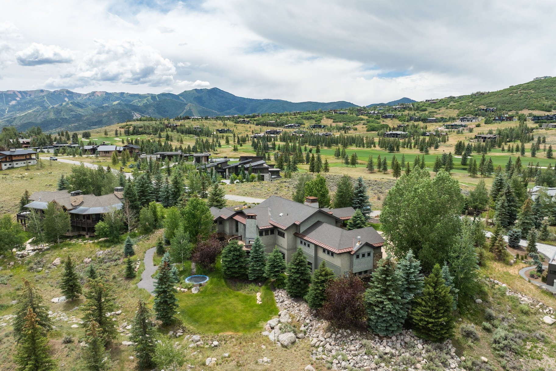  Spacious Glenwild Home with Resort Views, Private Guest Suite and Expansive Yard - 物件實景