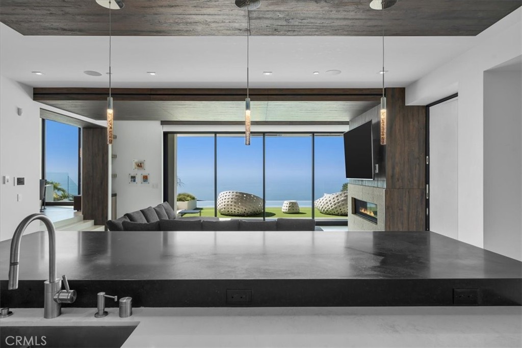 2935 Vista Del Mar, Rancho Palos Verdes, California, 90275, United States, 5 Bedrooms Bedrooms, ,6 BathroomsBathrooms,Residential,For Sale,2935 Vista Del Mar,1608730
