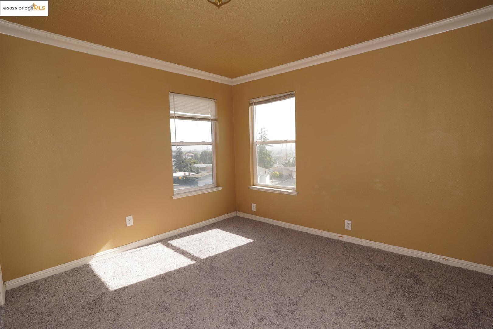 Richmond, California, 94805, United States, 5 Bedrooms Bedrooms, ,2 BathroomsBathrooms,Residential,For Sale,1895644