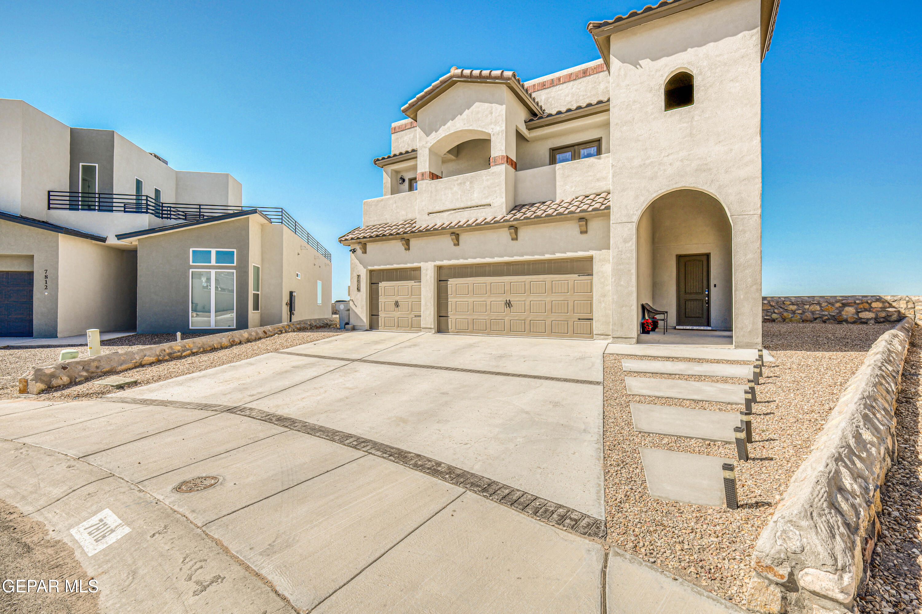 El Paso, Texas, 79911, United States, 5 Bedrooms Bedrooms, ,4 BathroomsBathrooms,Residential,For Sale,1969245