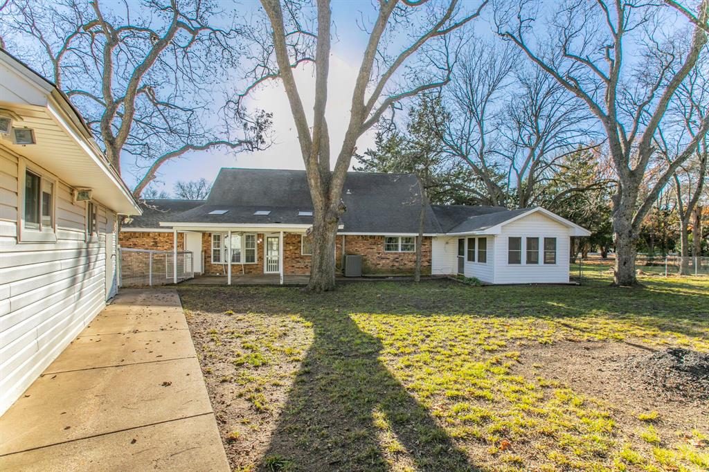 Ovilla, Texas, 75154, United States, 4 Bedrooms Bedrooms, ,4 BathroomsBathrooms,Residential,For Sale,2005791