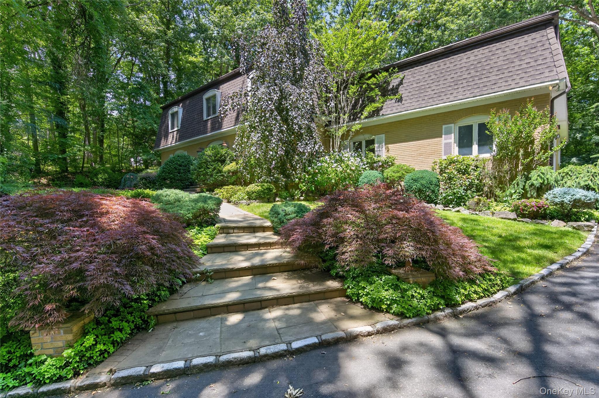  44 Koenig Drive, Oyster Bay Cove, NY, 11771 - 物件實景