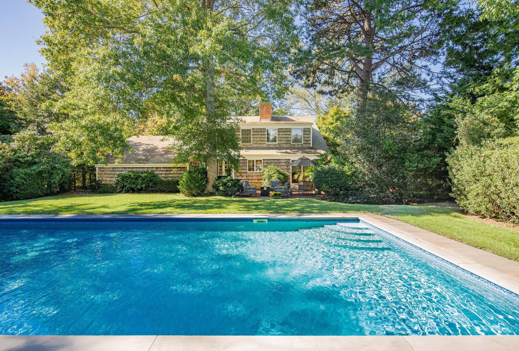  Southampton 4 Bedroom Traditional - Beautifully Landsacaped - 物件實景