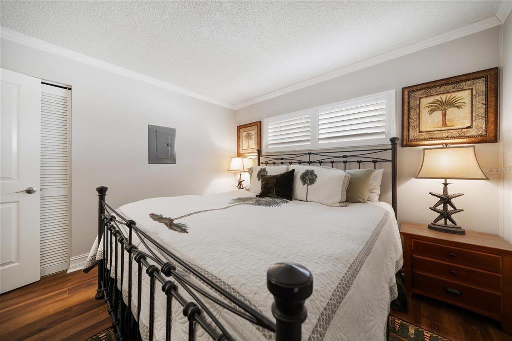 Clearwater Beach, Florida, 33767, United States, 2 Bedrooms Bedrooms, ,2 BathroomsBathrooms,Residential,For Sale,1912090