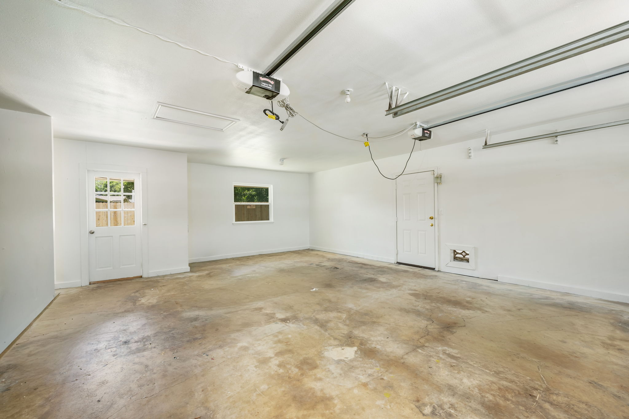  Refined Mid-Century Modern with Casita in Alamo Heights ISD - 物件實景