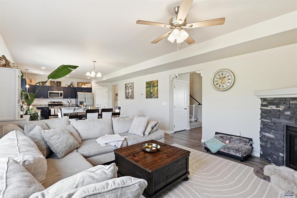 Rapid City, South Dakota, 57703, United States, 4 Bedrooms Bedrooms, ,3 BathroomsBathrooms,Residential,For Sale,2048650
