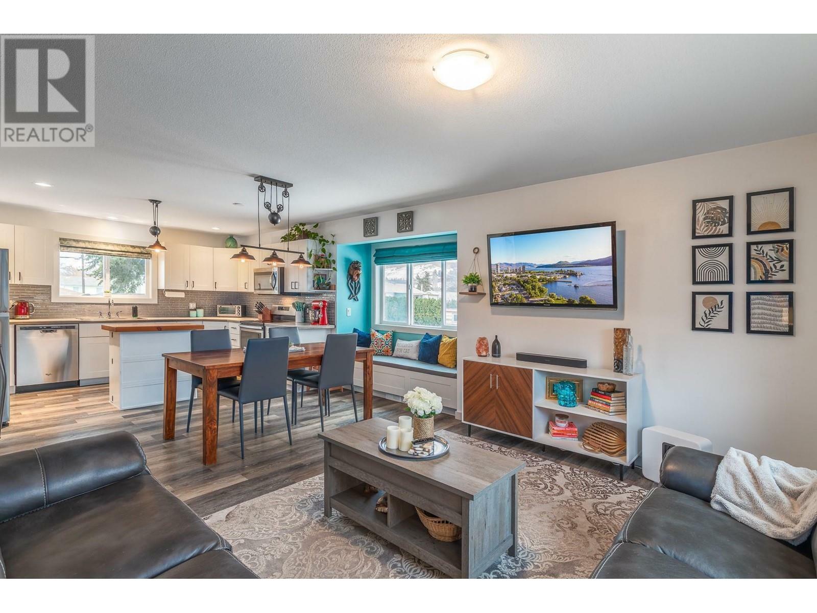 KELOWNA, British Columbia, V1X 2H2, CA, 3 Bedrooms Bedrooms, ,3 BathroomsBathrooms,Residential,For Sale,1839234