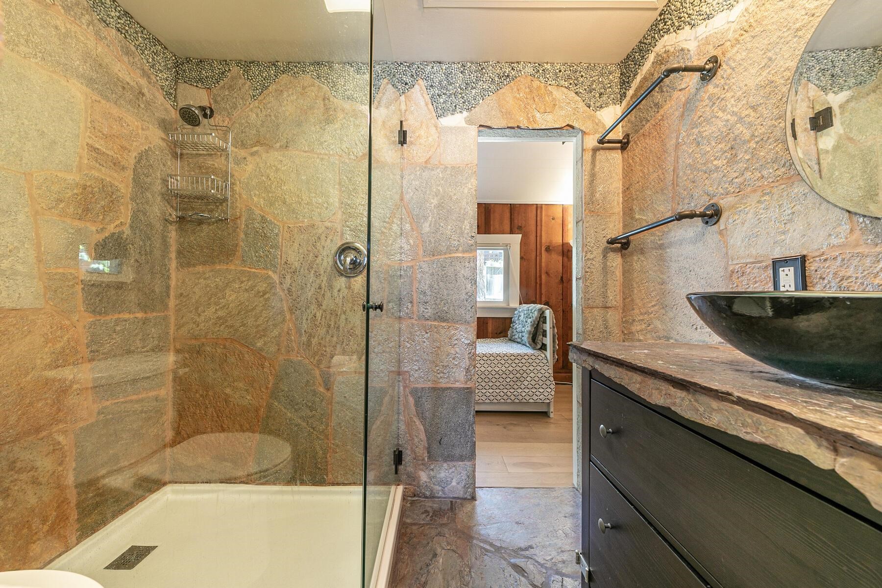 Brockway, California, 96143, United States, 3 Bedrooms Bedrooms, ,1 BathroomBathrooms,Residential,For Sale,1828549