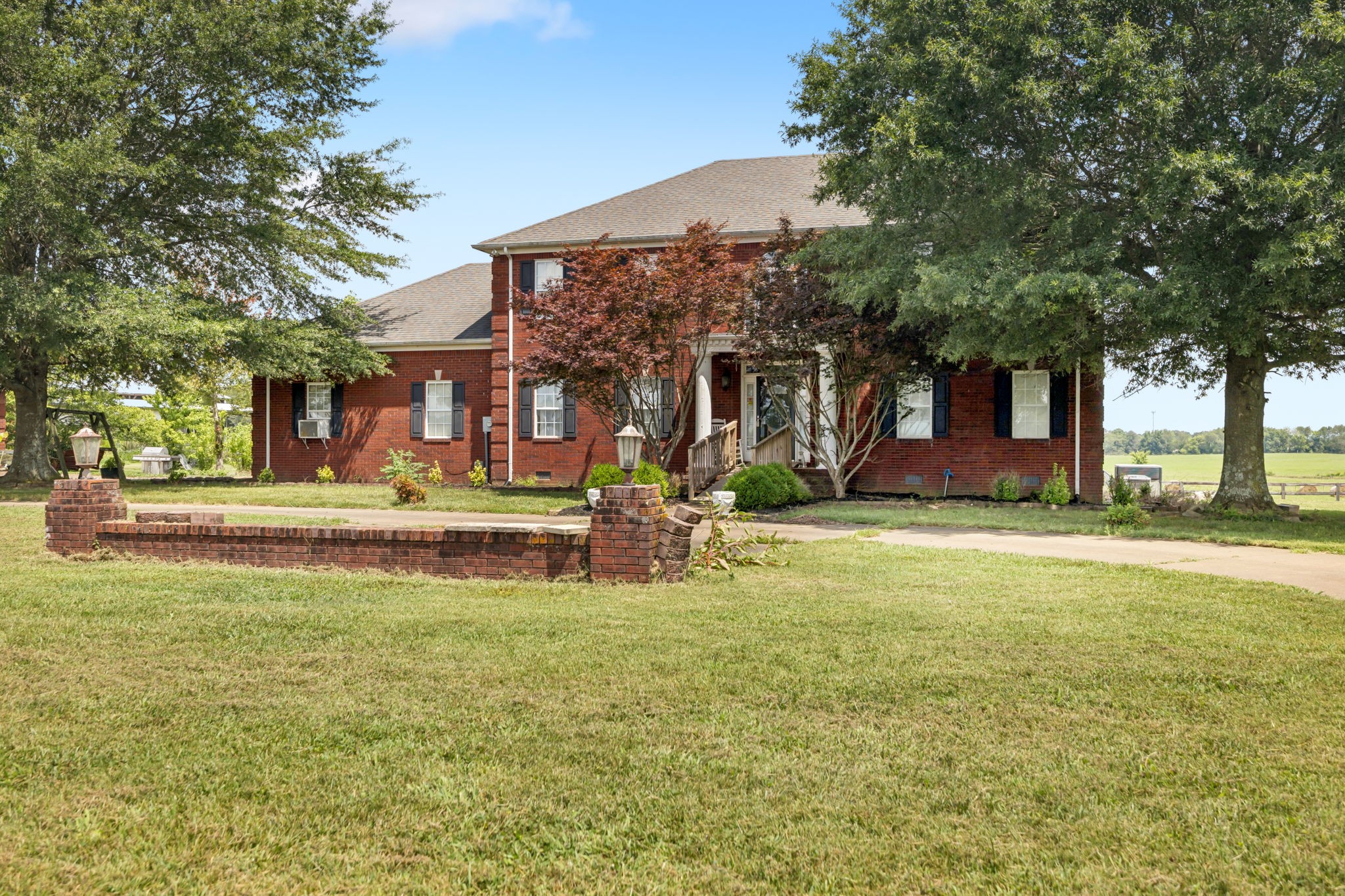 Lawrenceburg, Tennessee, 38464, United States, 5 Bedrooms Bedrooms, ,4 BathroomsBathrooms,Residential,For Sale,1918040