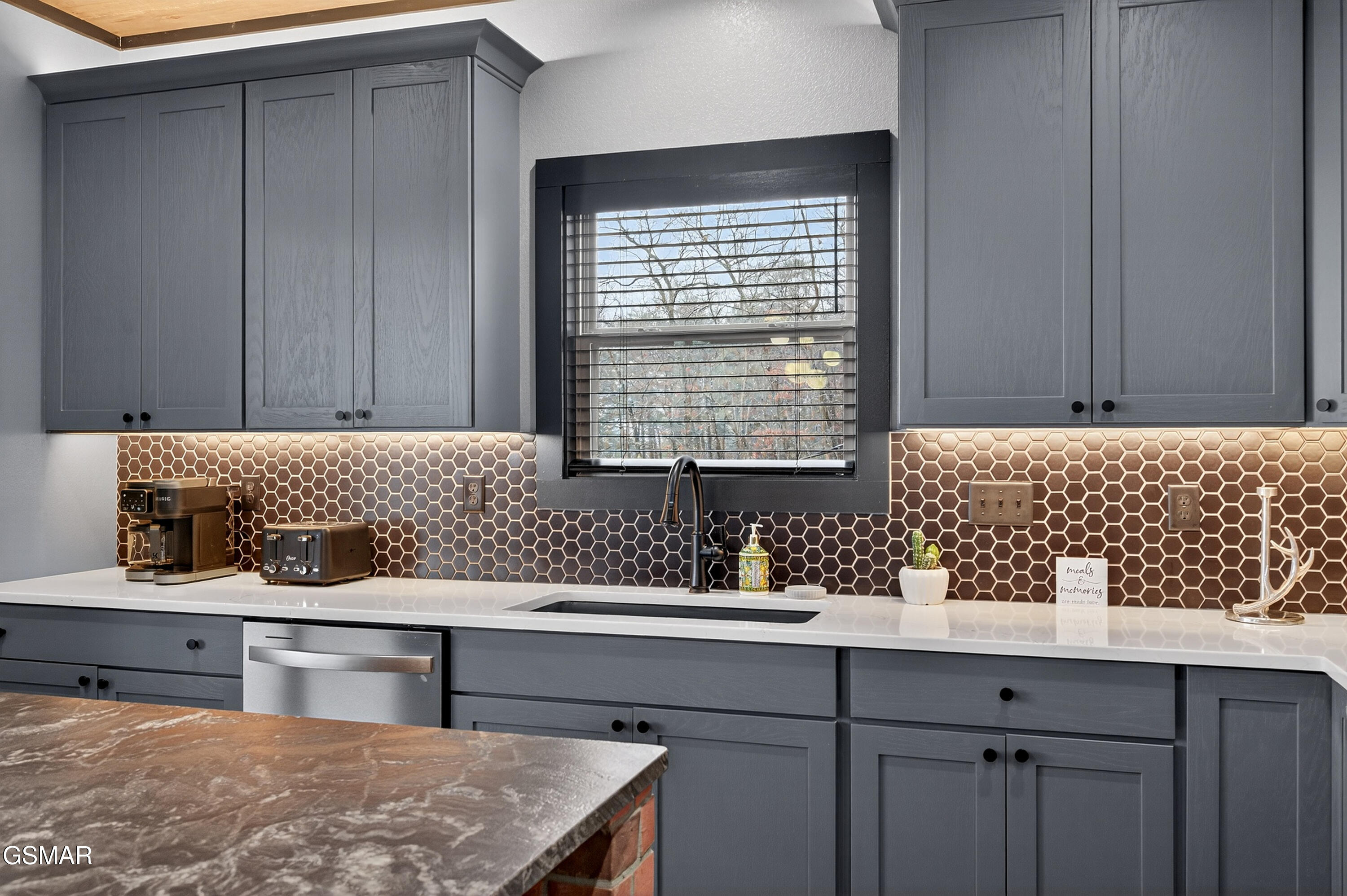 Sevierville, Tennessee, 37876, United States, 3 Bedrooms Bedrooms, ,5 BathroomsBathrooms,Residential,For Sale,1977074