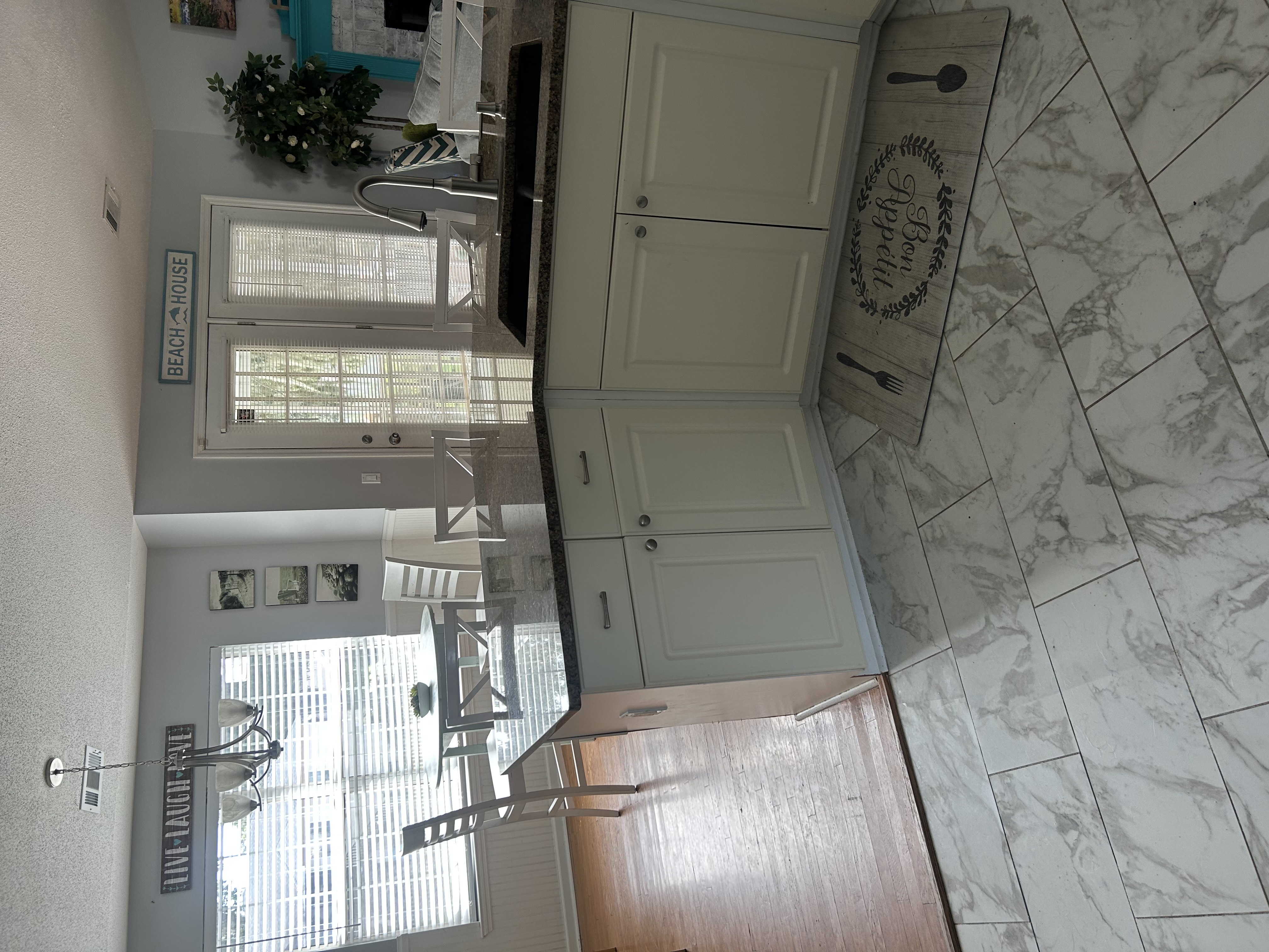 Savannah, Georgia, 31410, United States, 6 Bedrooms Bedrooms, ,3 BathroomsBathrooms,Residential,For Sale,1987064