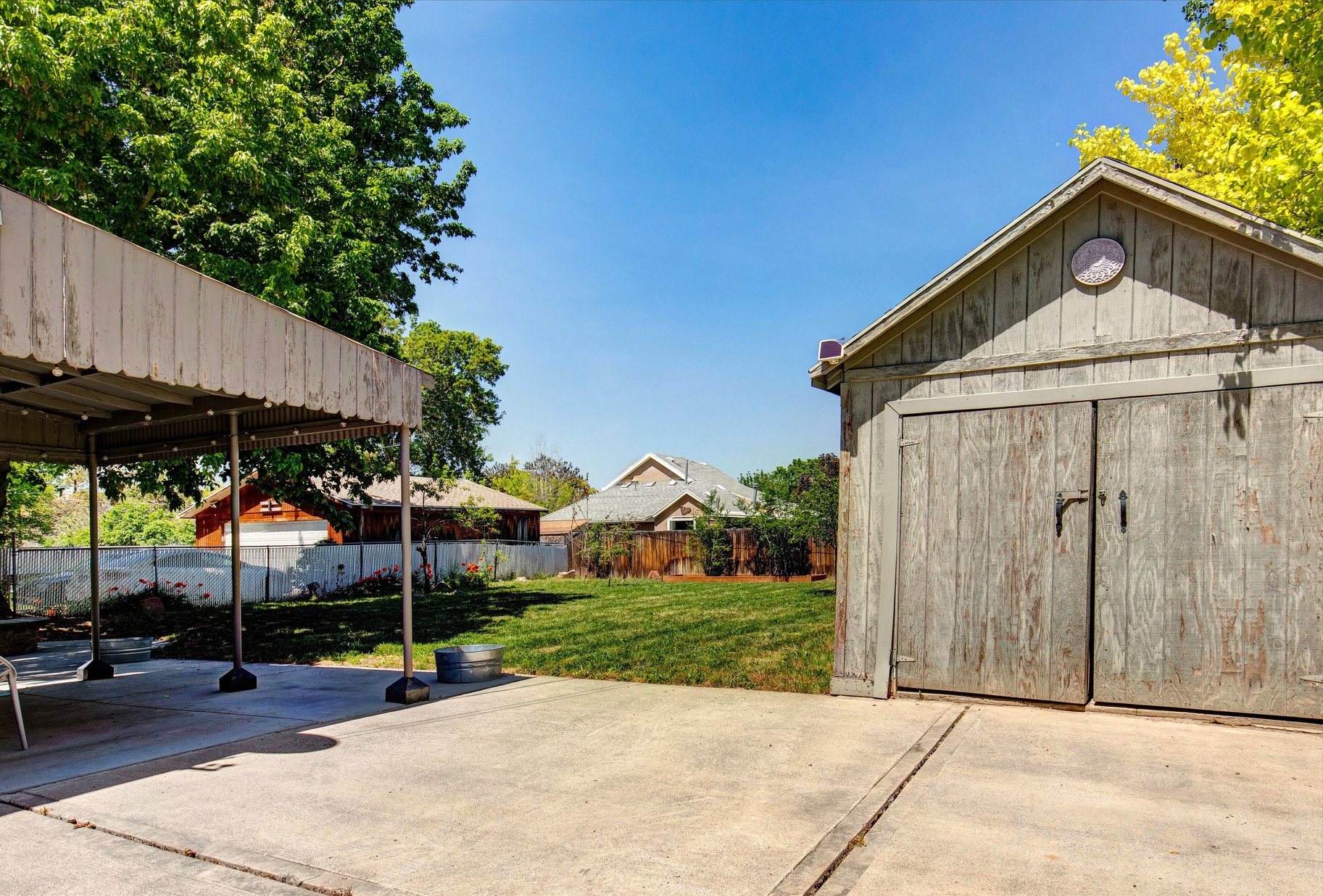  Functional Living, Hardwood Floors & Backyard Space to Enjoy - 物件實景