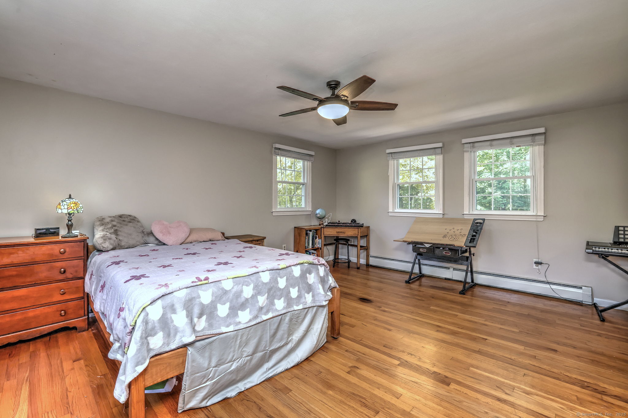 Guilford, Connecticut, 06437, United States, 4 Bedrooms Bedrooms, ,3 BathroomsBathrooms,Residential,For Sale,1955104