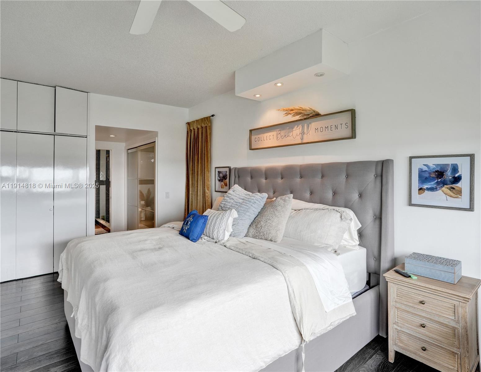 Hollywood, Florida, 33021, United States, 2 Bedrooms Bedrooms, ,3 BathroomsBathrooms,Residential,For Sale,1997464