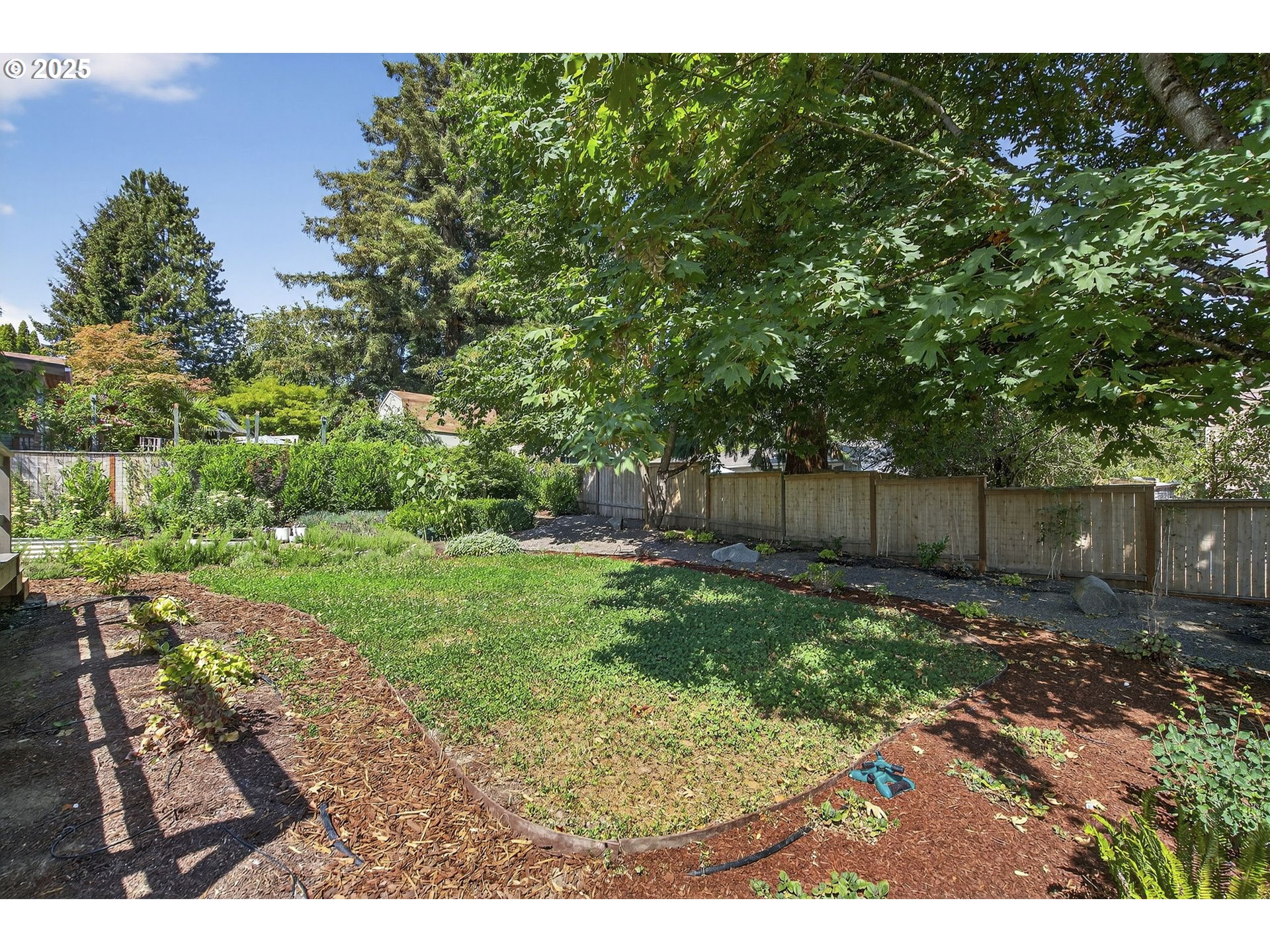Dundee, Oregon, 97115, United States, 3 Bedrooms Bedrooms, ,2 BathroomsBathrooms,Residential,For Sale,1903917