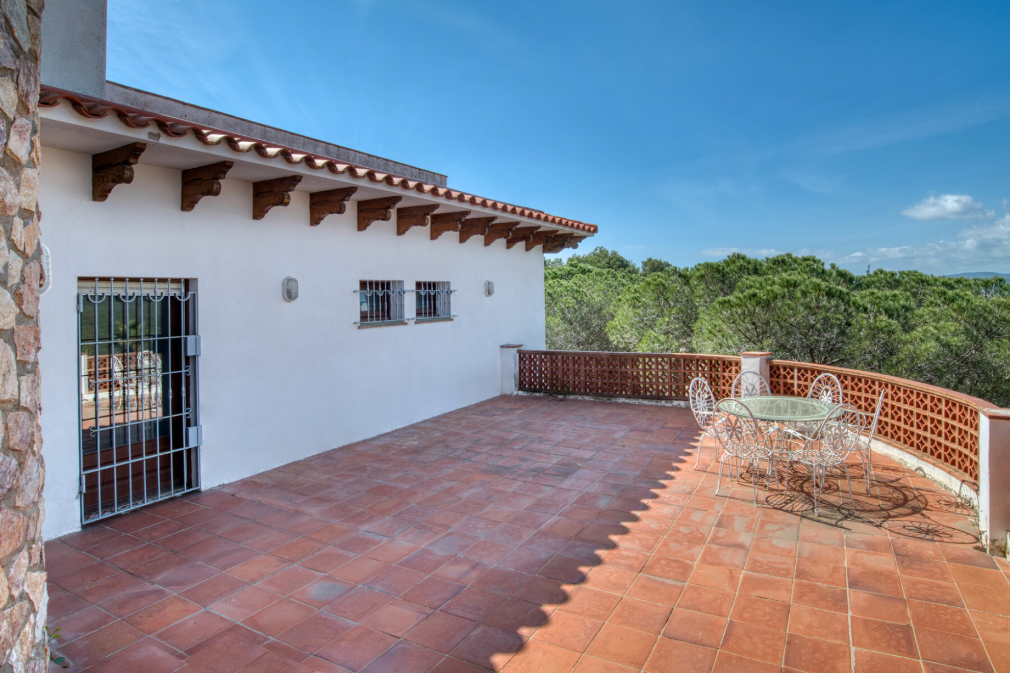  Property with charm and potential with sea and mountain views, Tamariu - 物件實景