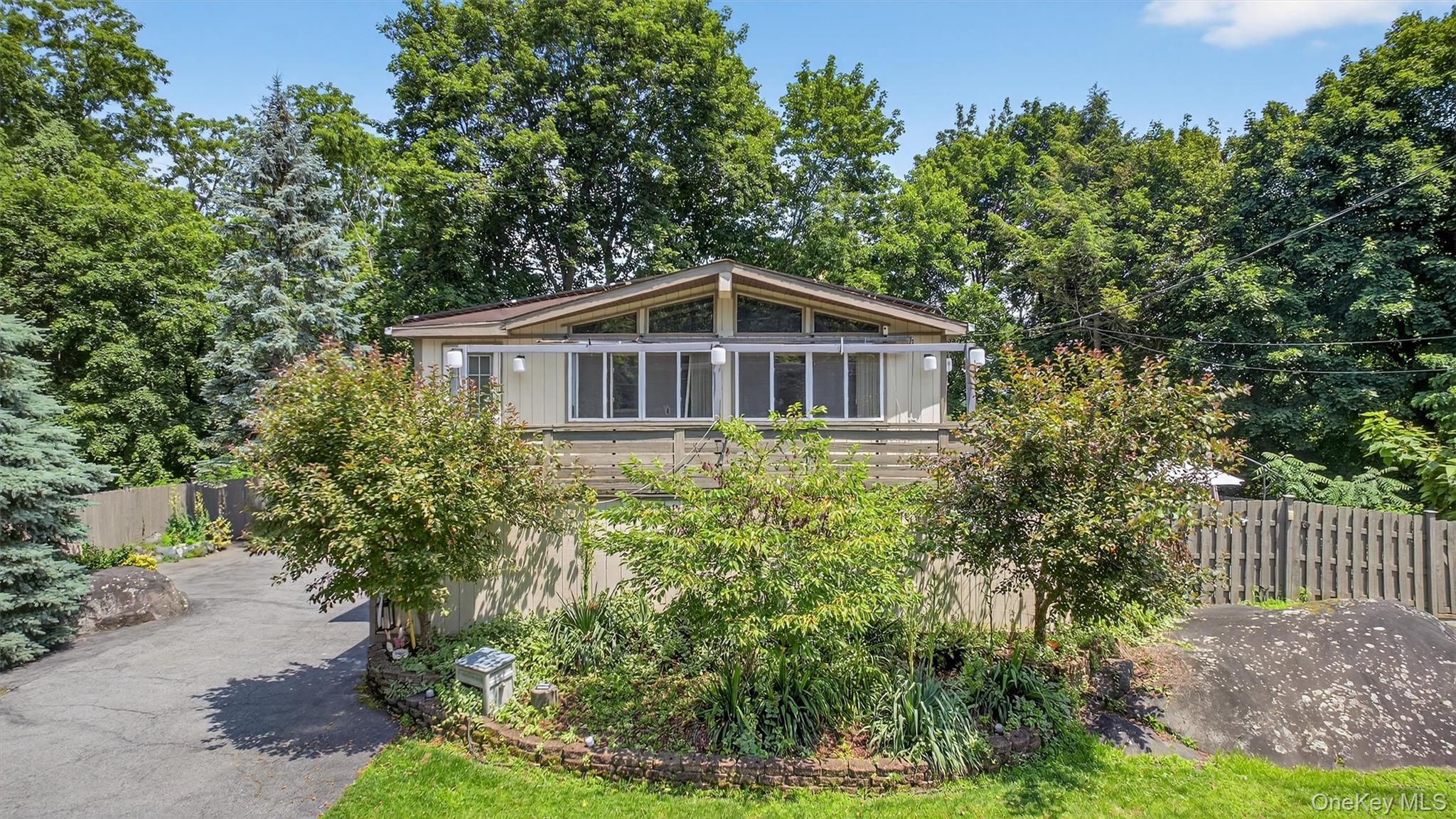 Peekskill, New York, 10566, United States, 4 Bedrooms Bedrooms, ,2 BathroomsBathrooms,Residential,For Sale,1875822
