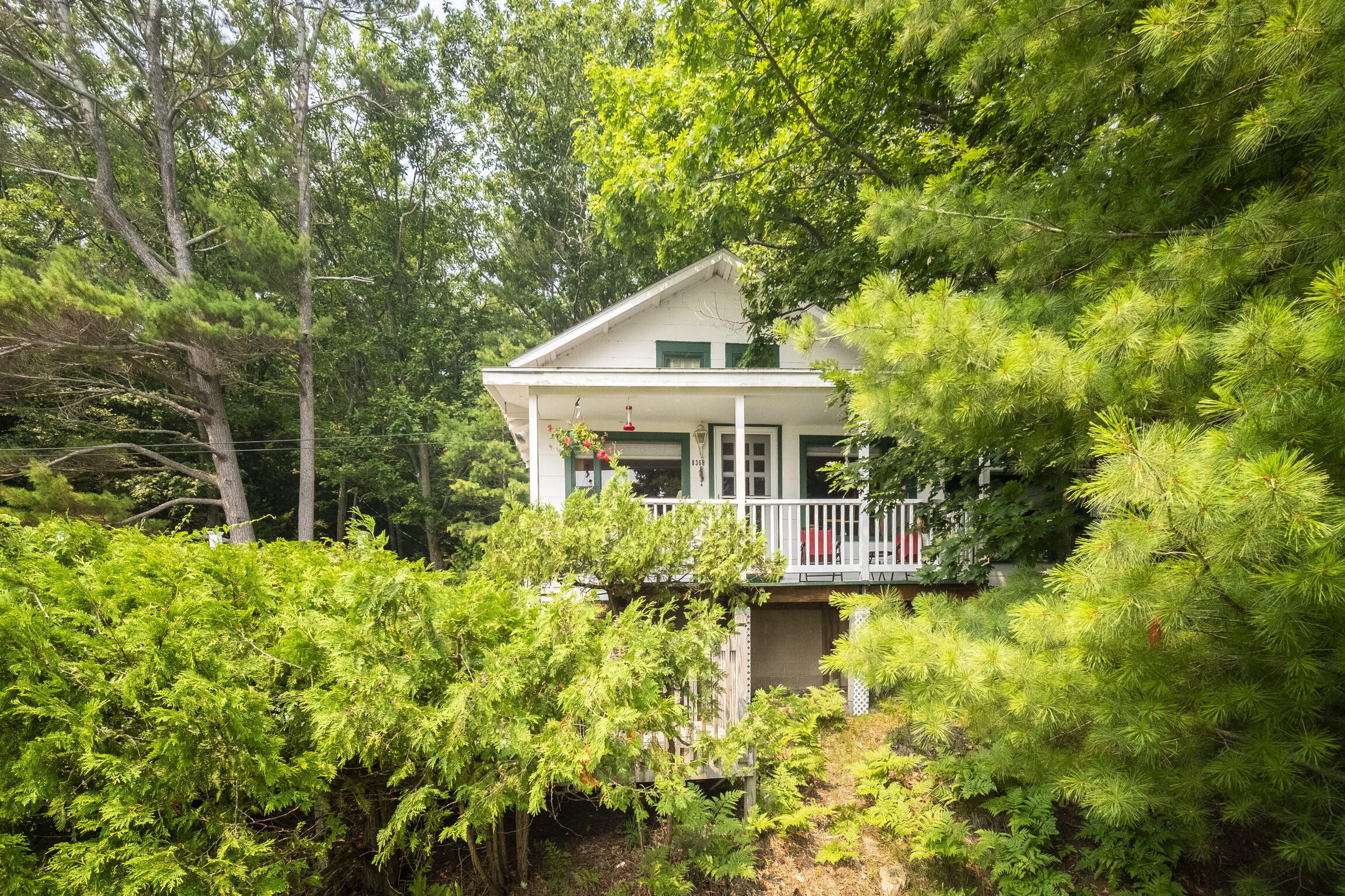 Onekama, Michigan, 49675, United States, 3 Bedrooms Bedrooms, ,3 BathroomsBathrooms,Residential,For Sale,1914171