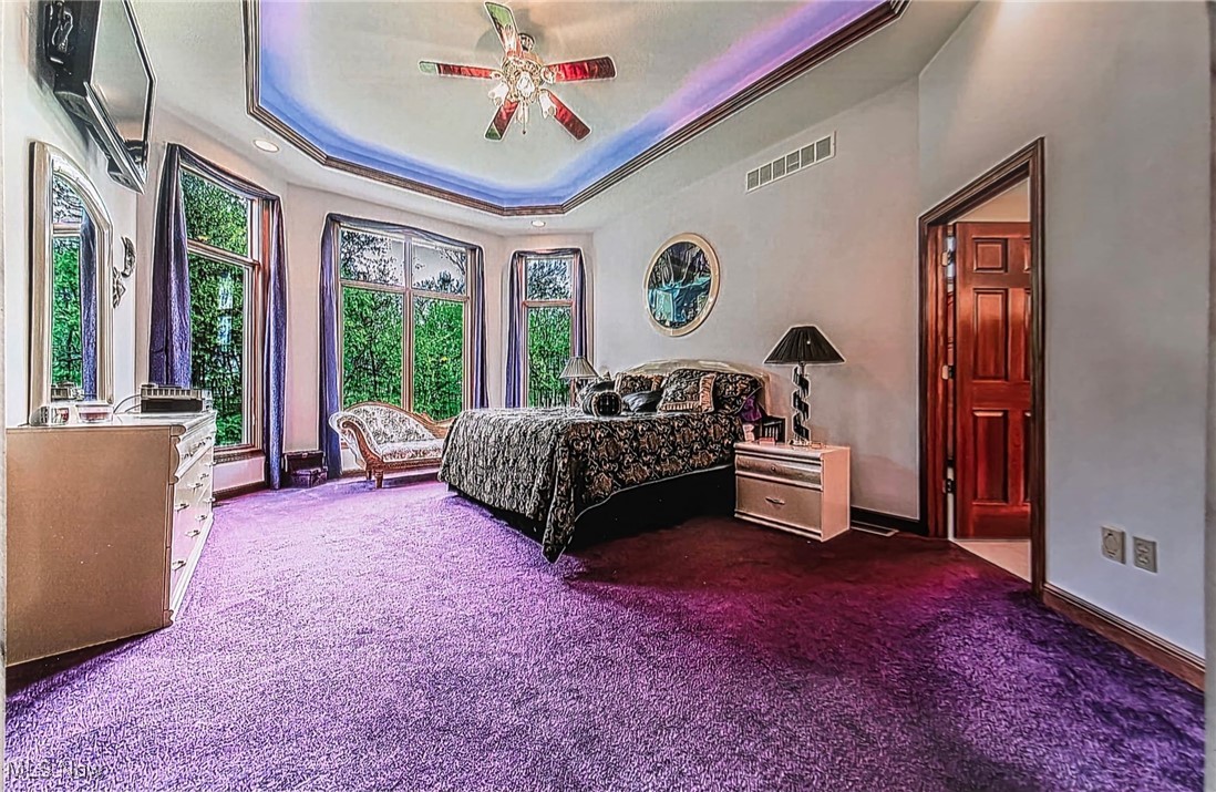 Valley City, Ohio, 44280, United States, 4 Bedrooms Bedrooms, ,5 BathroomsBathrooms,Residential,For Sale,1836781