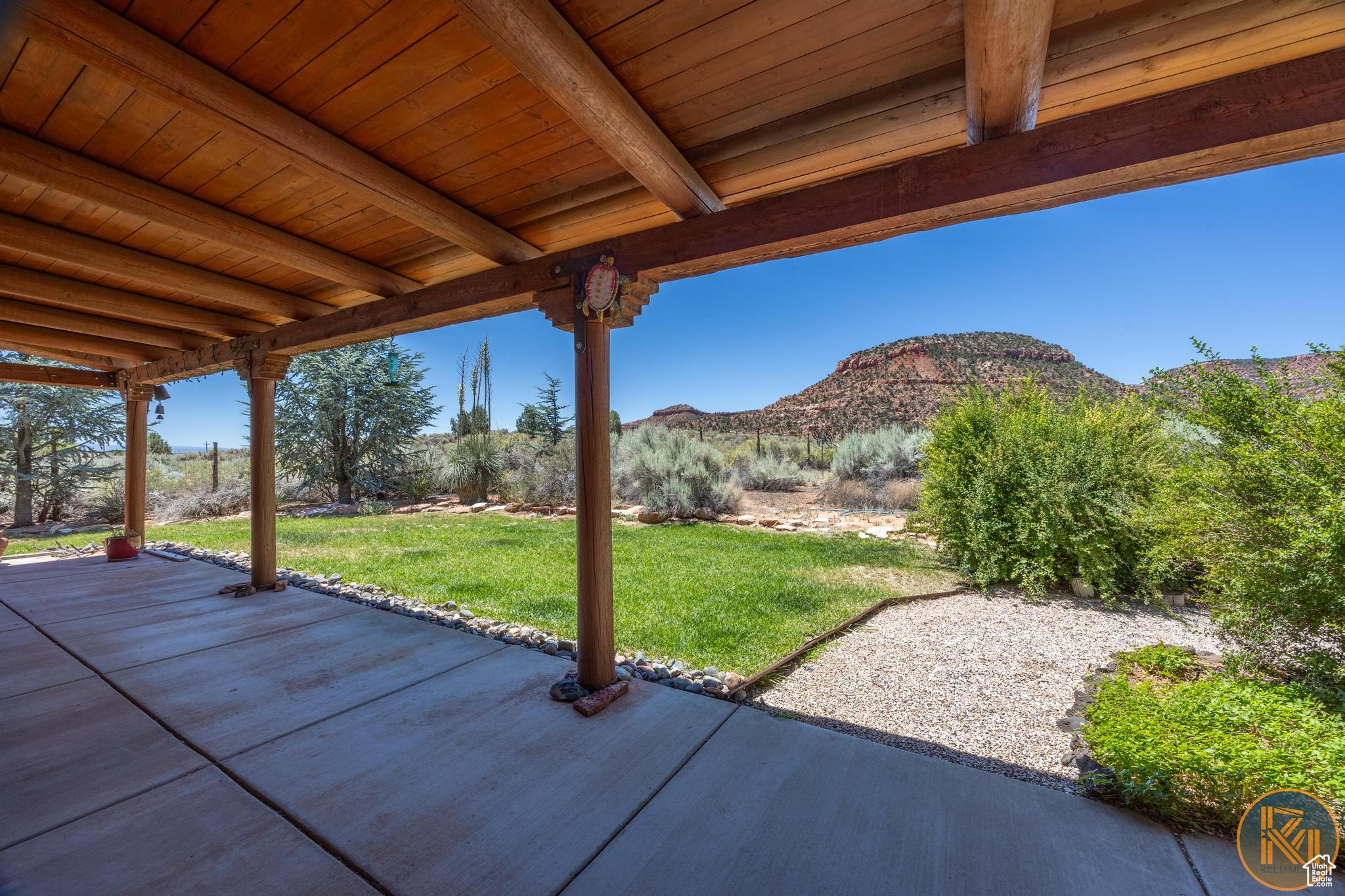 Kanab, Utah, 84741, United States, 2 Bedrooms Bedrooms, ,3 BathroomsBathrooms,Residential,For Sale,1903679