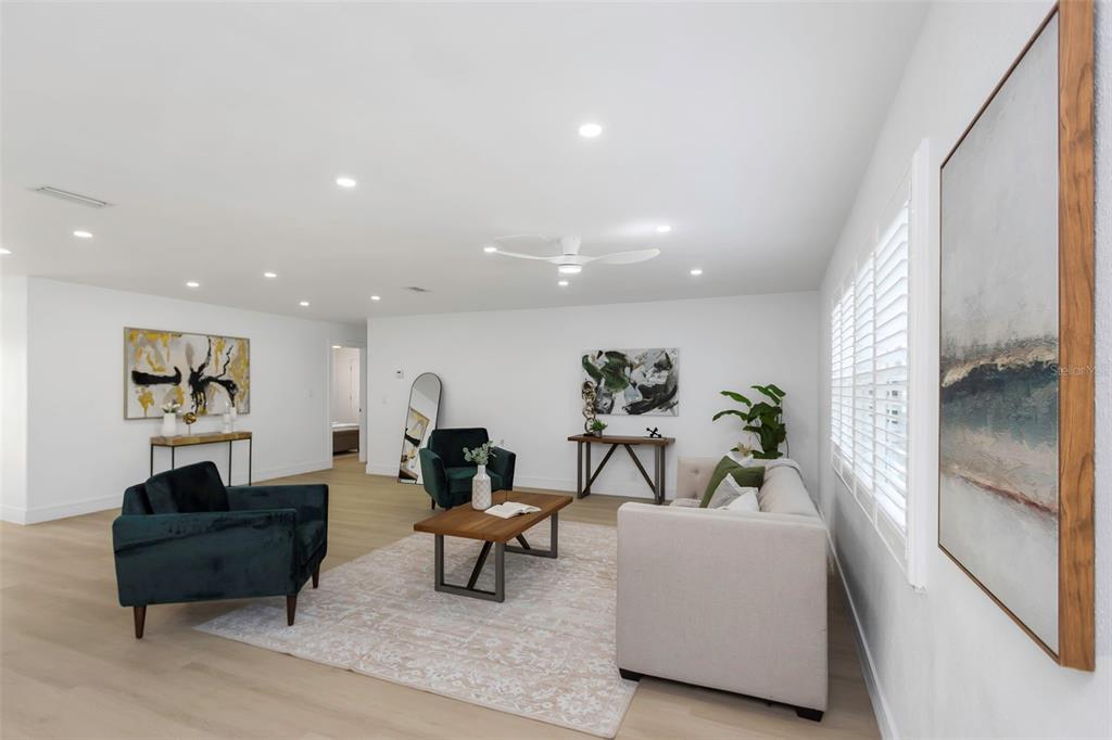 Apollo Beach, Florida, 33572, United States, 4 Bedrooms Bedrooms, ,2 BathroomsBathrooms,Residential,For Sale,1906320