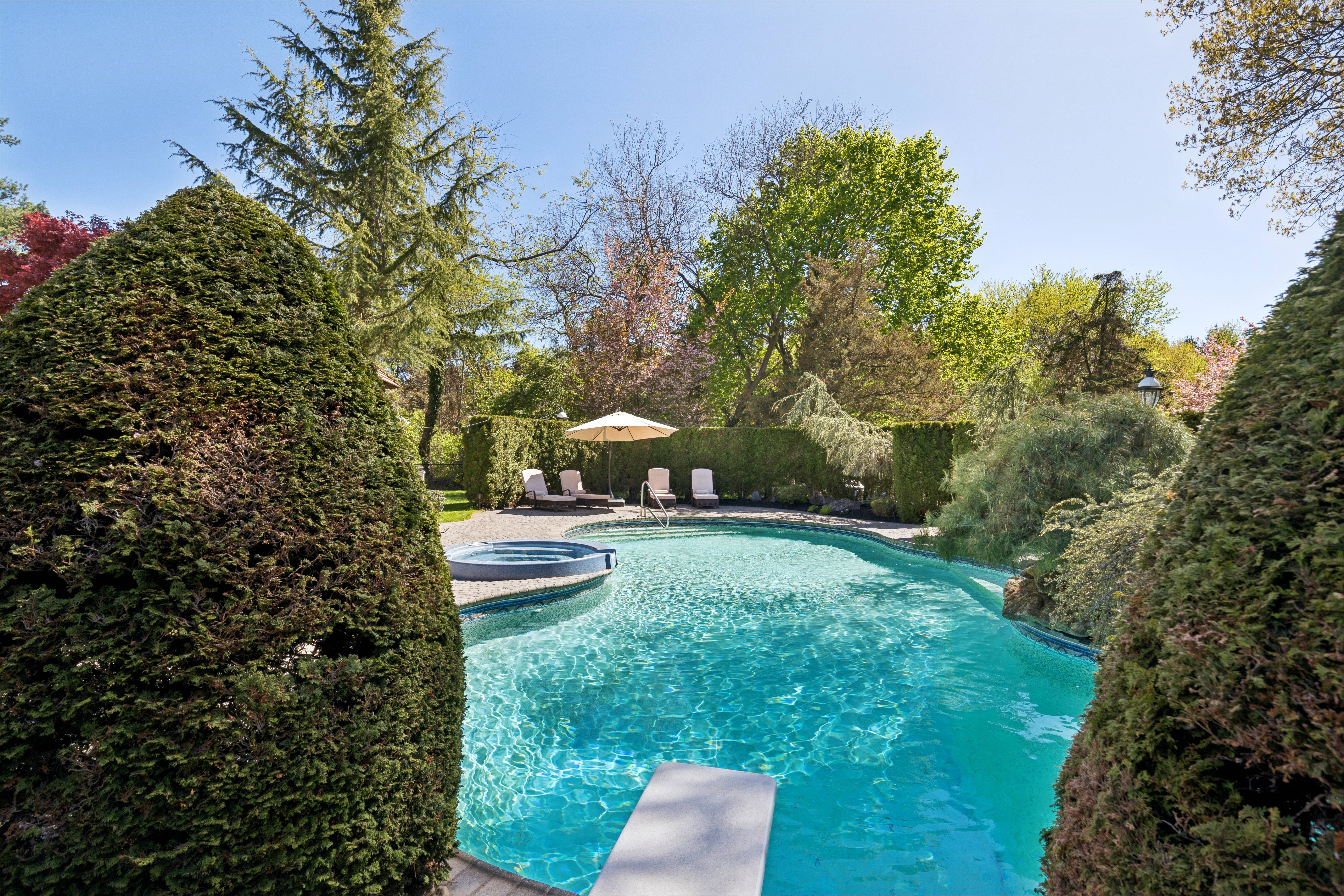  70 Laurel Court, Laurel Hollow, NY 11791 - 物件實景