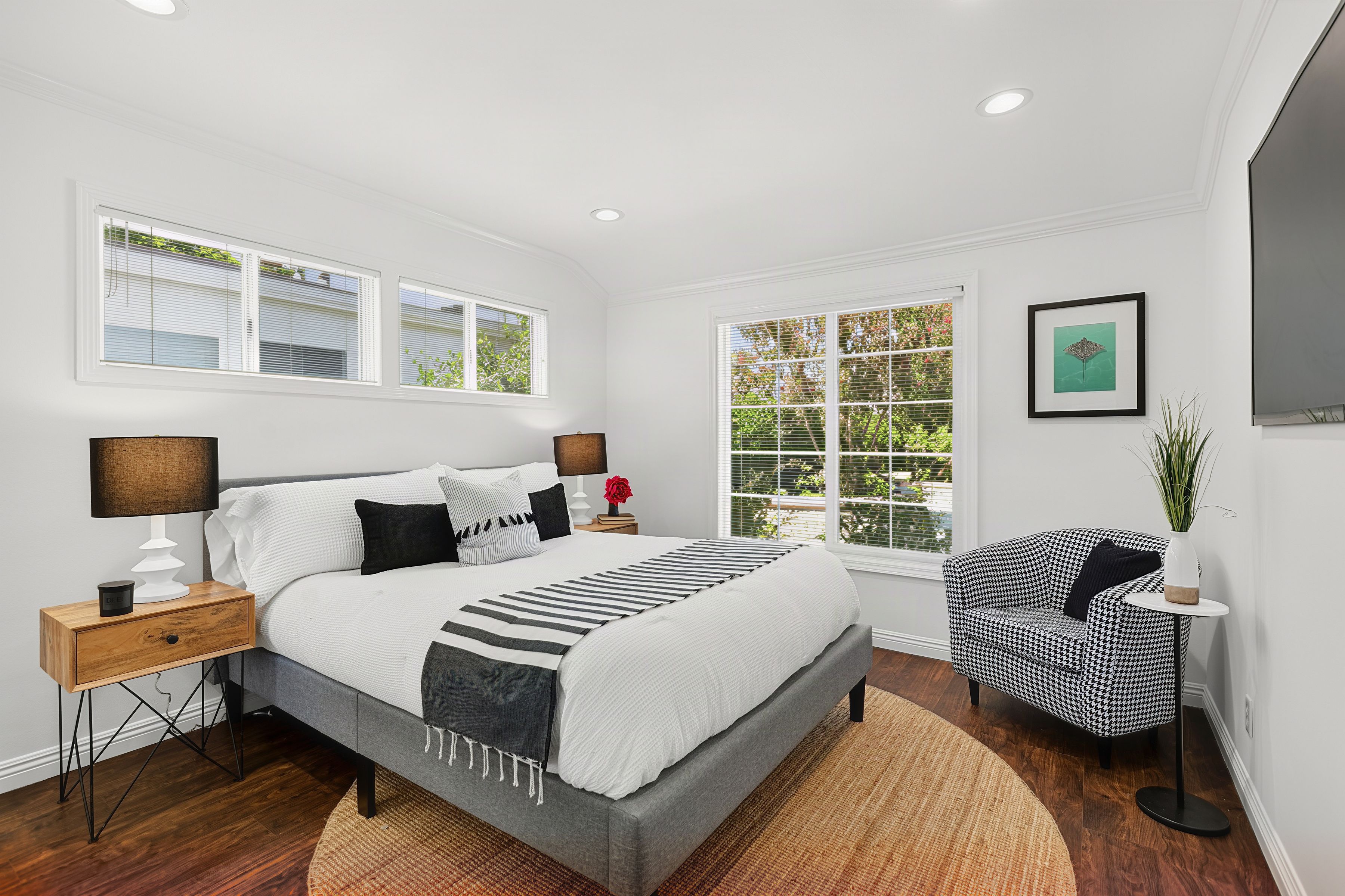  14542 Otsego Street - 物件實景