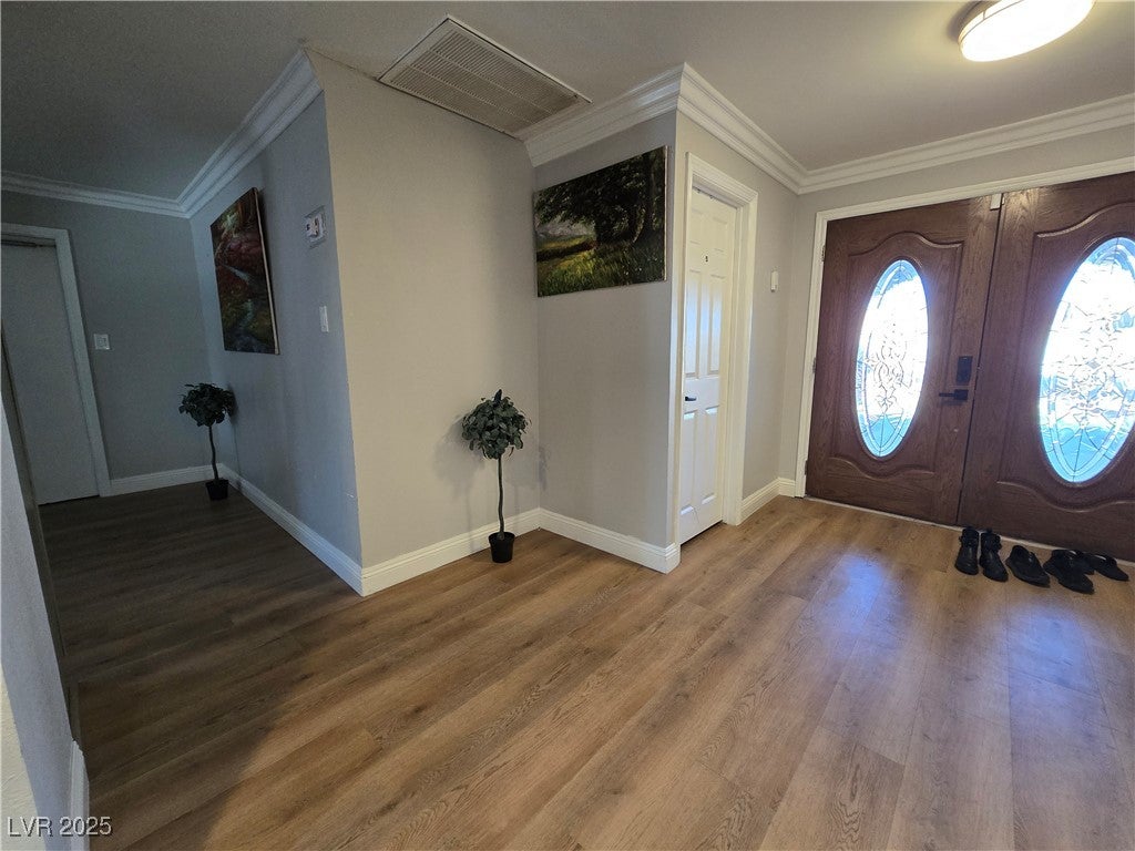 Las Vegas, Nevada, 89146, United States, 5 Bedrooms Bedrooms, ,1 BathroomBathrooms,Residential,For Sale,1881777