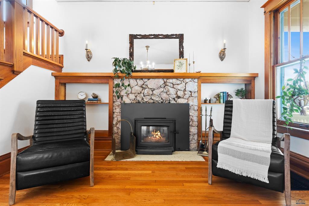 Rapid City, South Dakota, 57701, United States, 6 Bedrooms Bedrooms, ,3 BathroomsBathrooms,Residential,For Sale,1979556