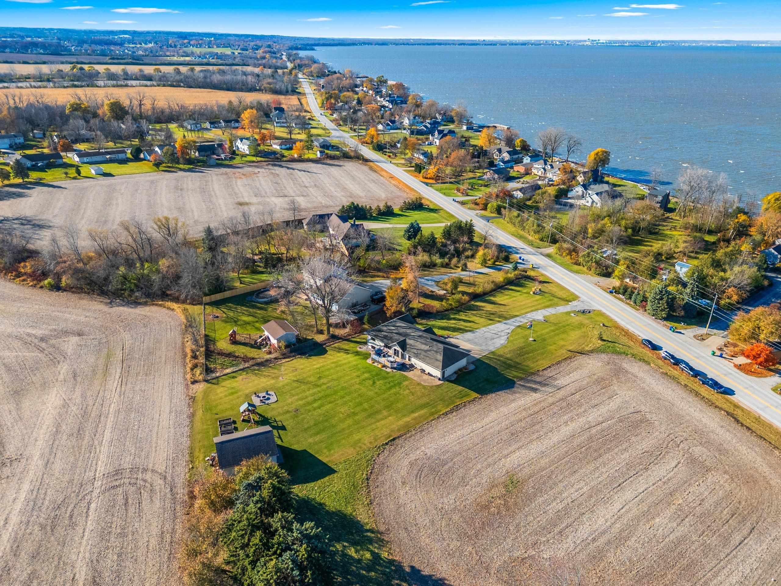 GREEN BAY, Wisconsin, 54311, United States, 4 Bedrooms Bedrooms, ,4 BathroomsBathrooms,Residential,For Sale,1991050