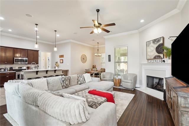 Madisonville, Louisiana, 70447, United States, 5 Bedrooms Bedrooms, ,3 BathroomsBathrooms,Residential,For Sale,1998528