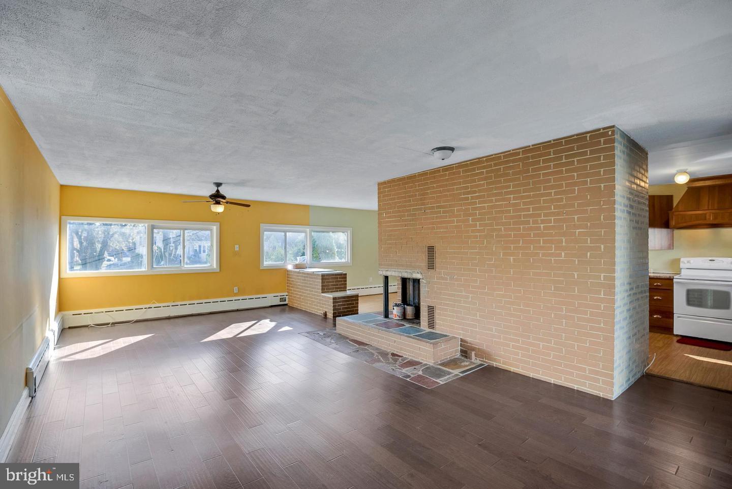 Haddon Township, New Jersey, 08108, United States, 4 Bedrooms Bedrooms, ,3 BathroomsBathrooms,Residential,For Sale,1901335